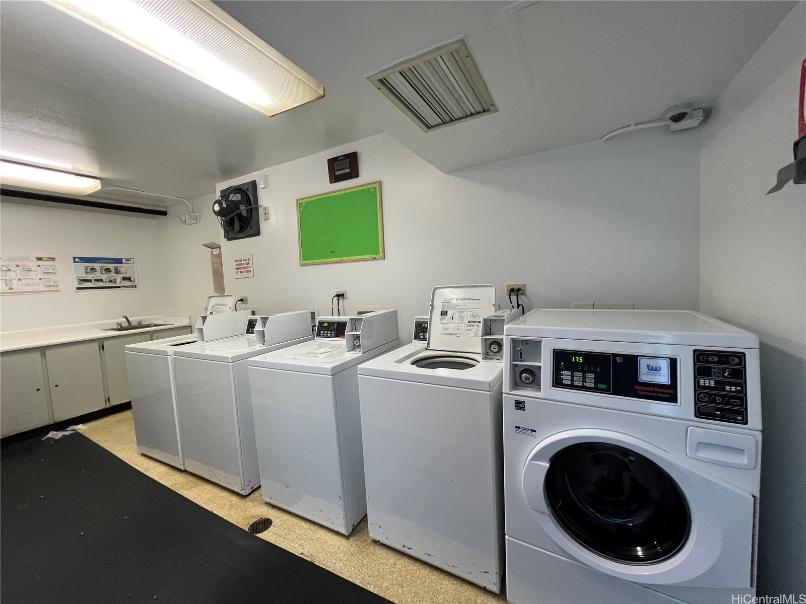 1077 Ala Napunani Street 803