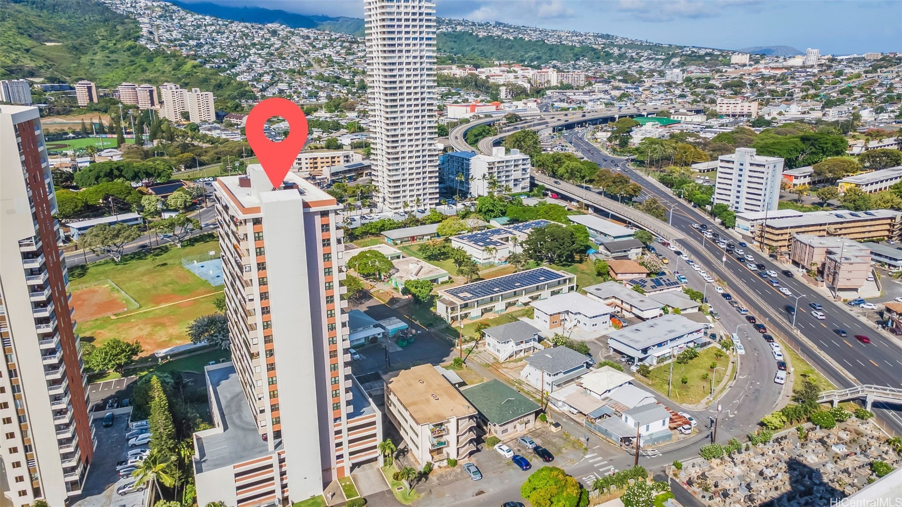 2754 Kuilei Street 2002