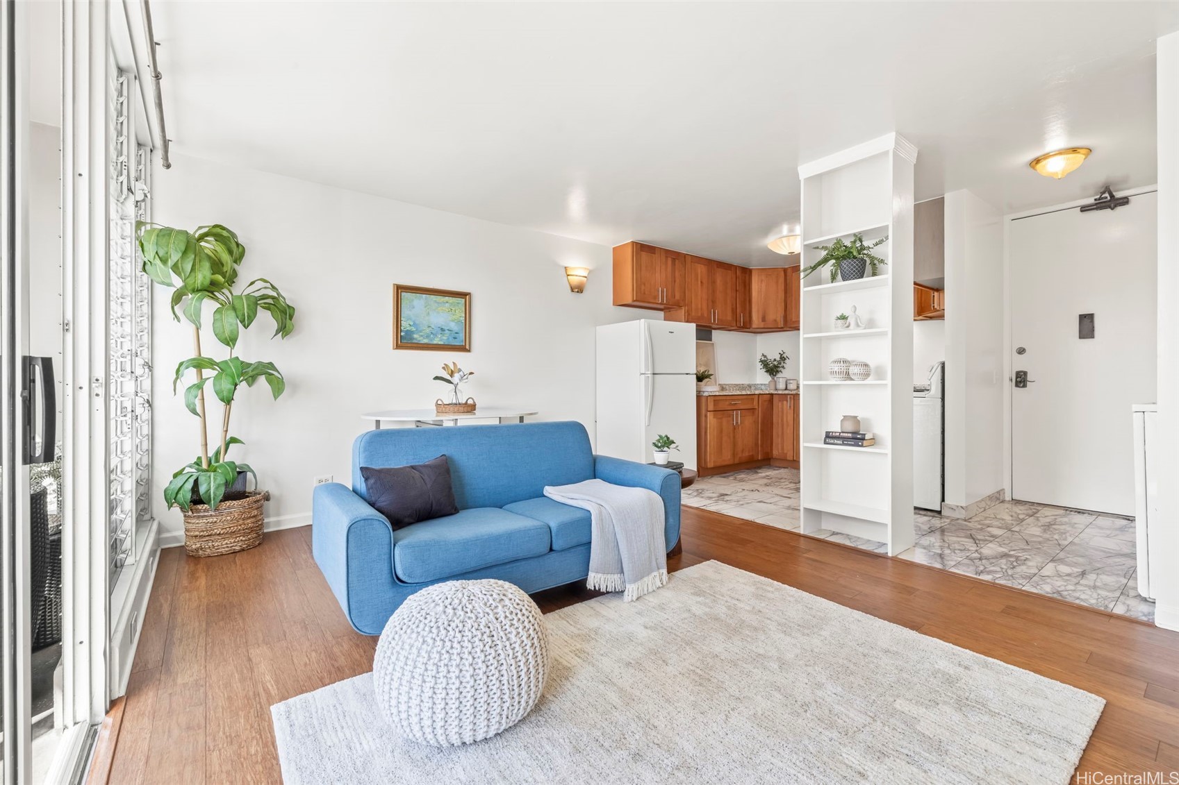 2754 Kuilei Street 2002