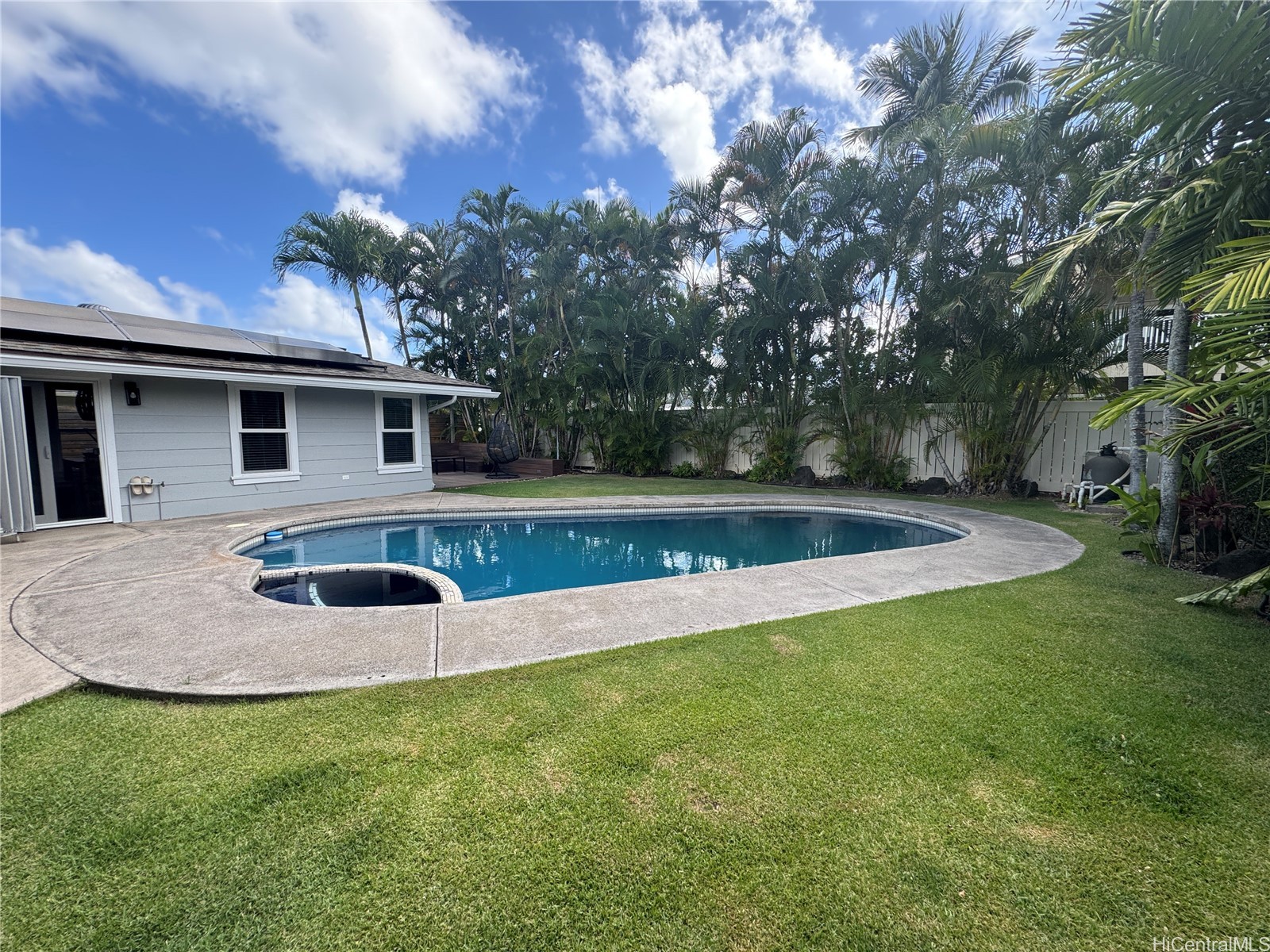 279 Hamakua Drive
