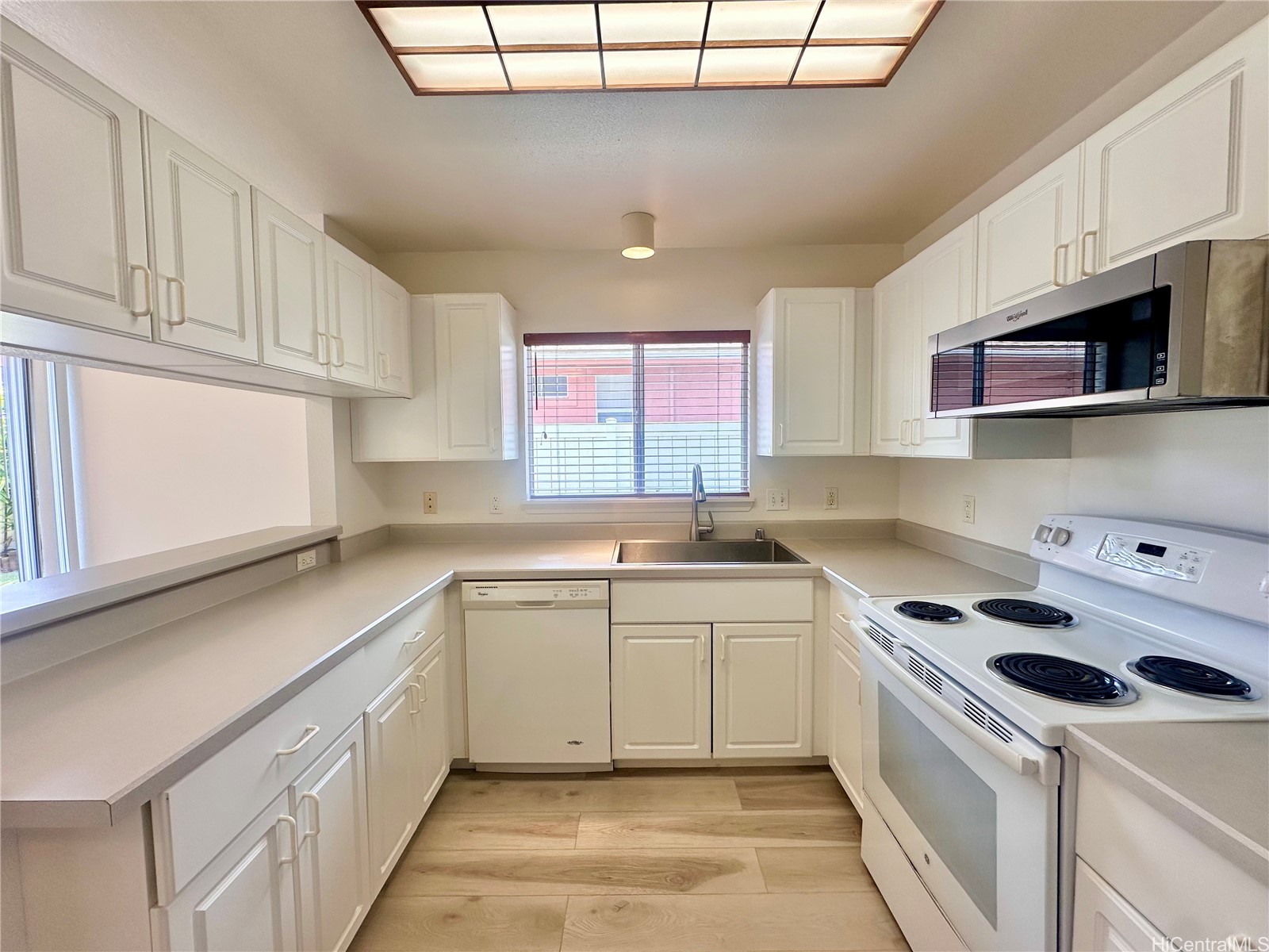 94-1076 Kikepa Street 190