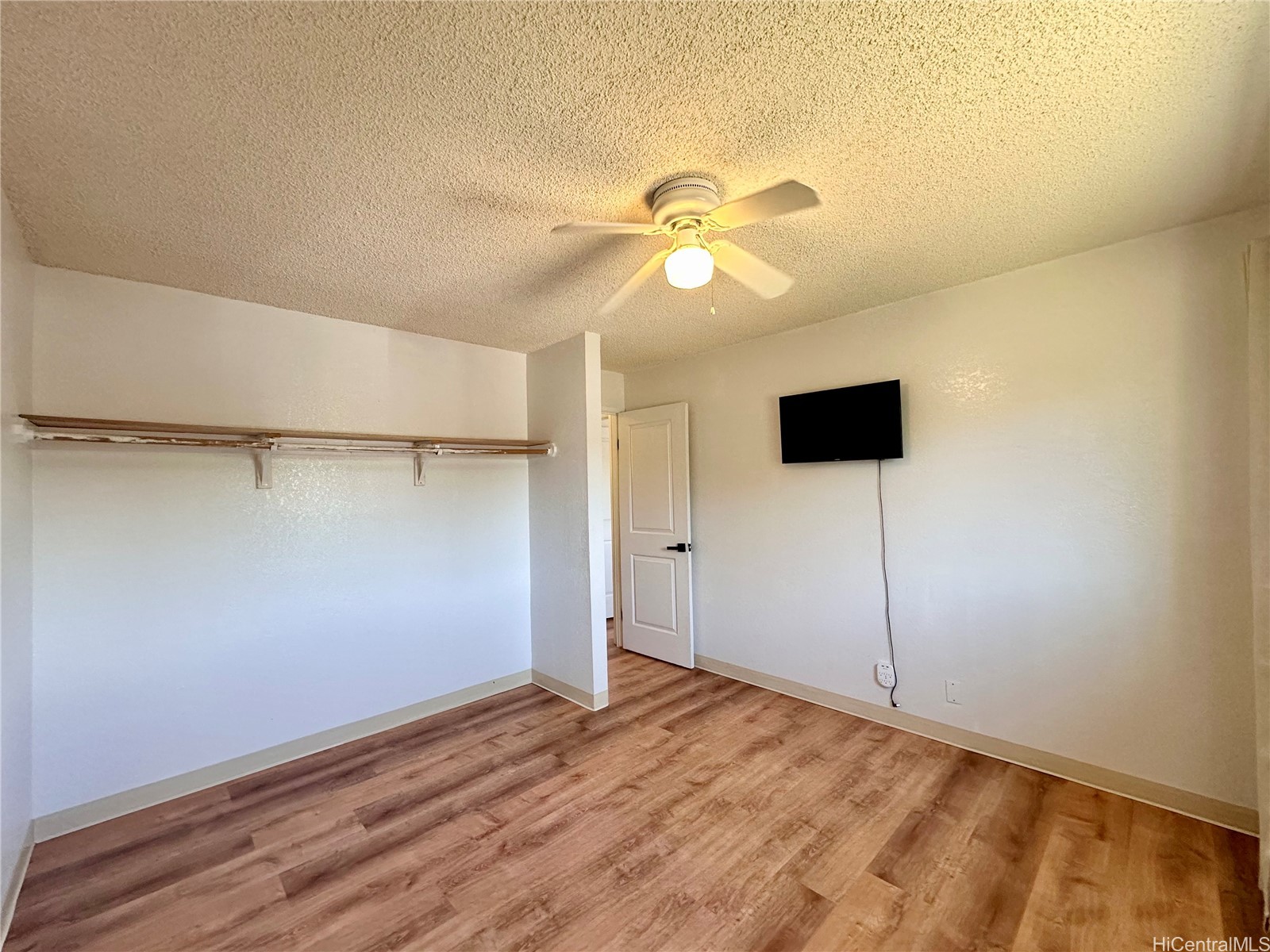 94-765 Meheula Parkway 24D