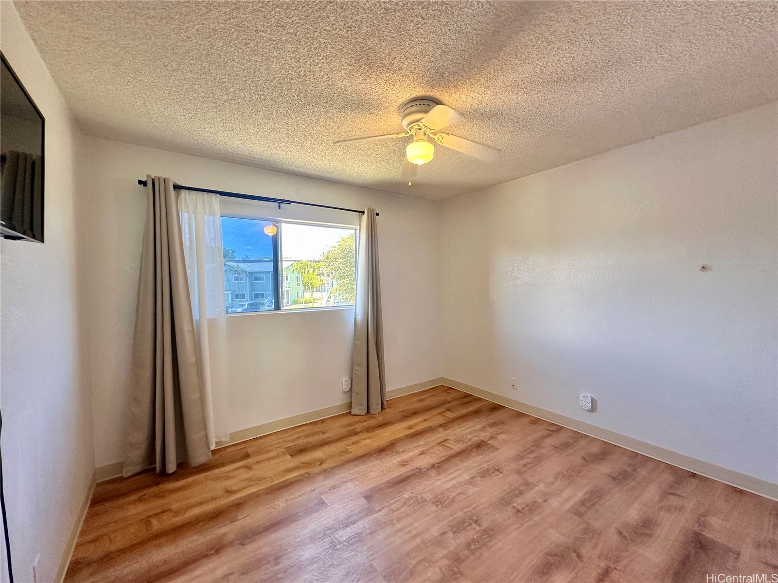 94-765 Meheula Parkway 24D