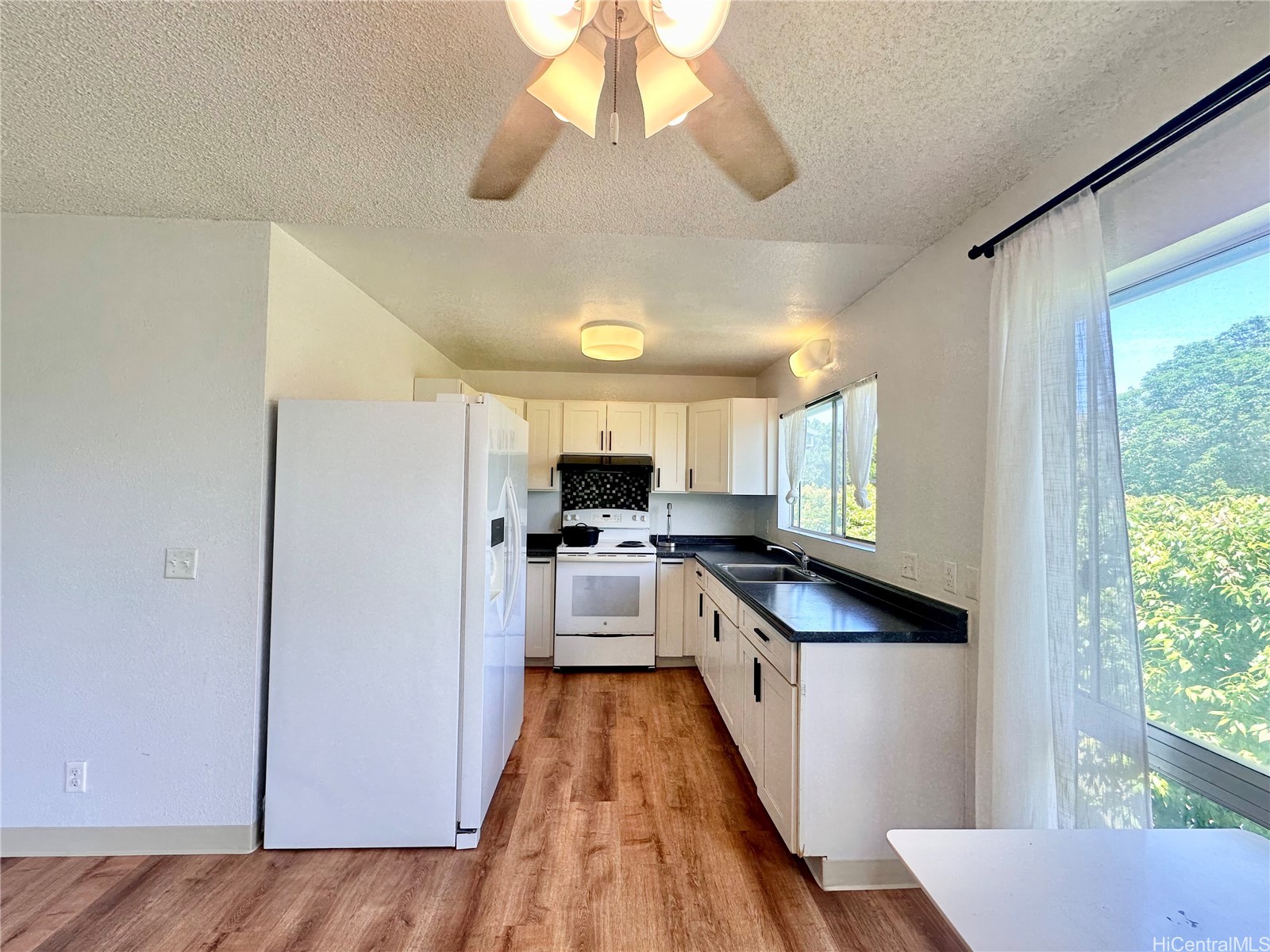 94-765 Meheula Parkway 24D