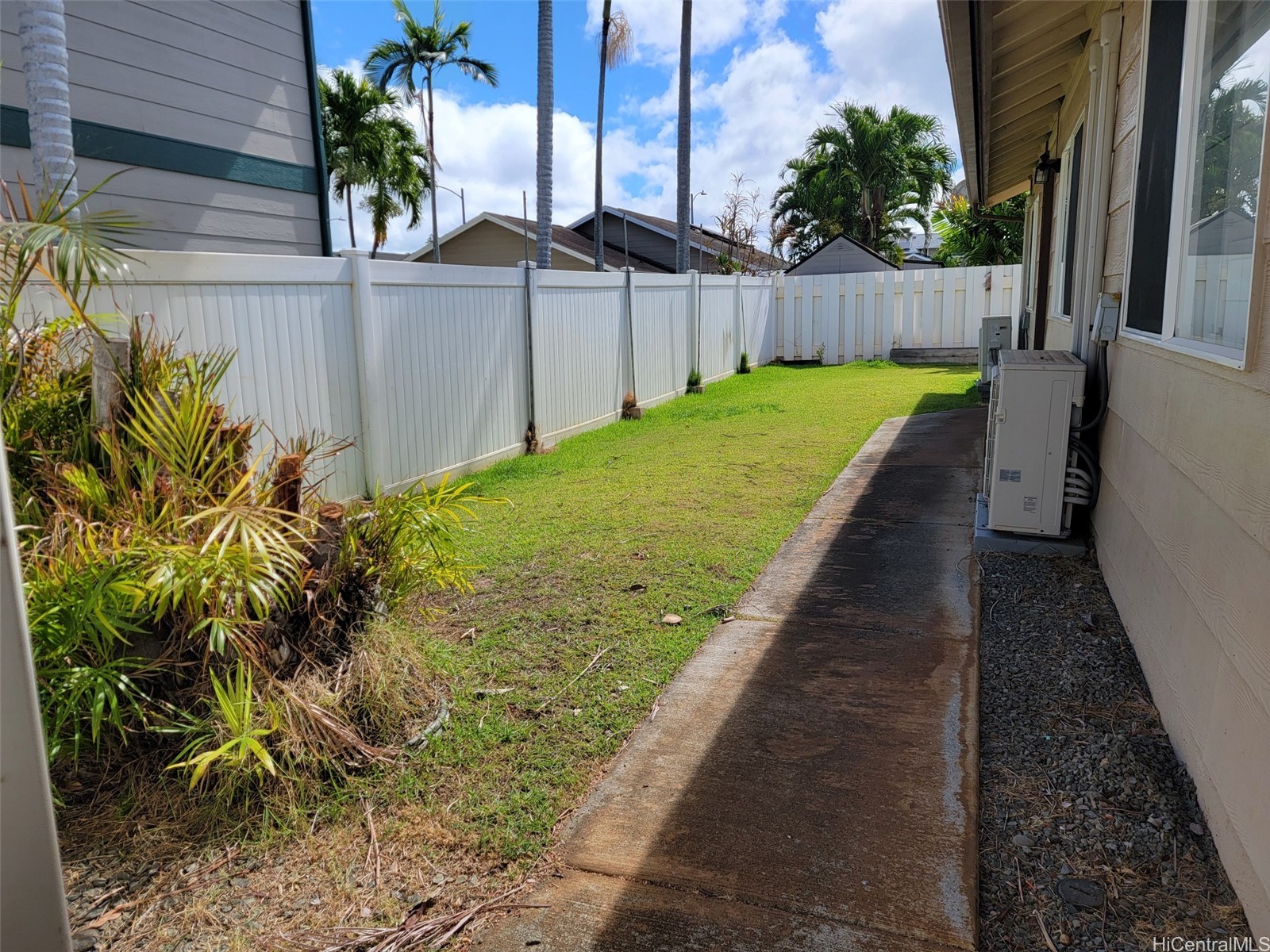 91-215 Laupai Way