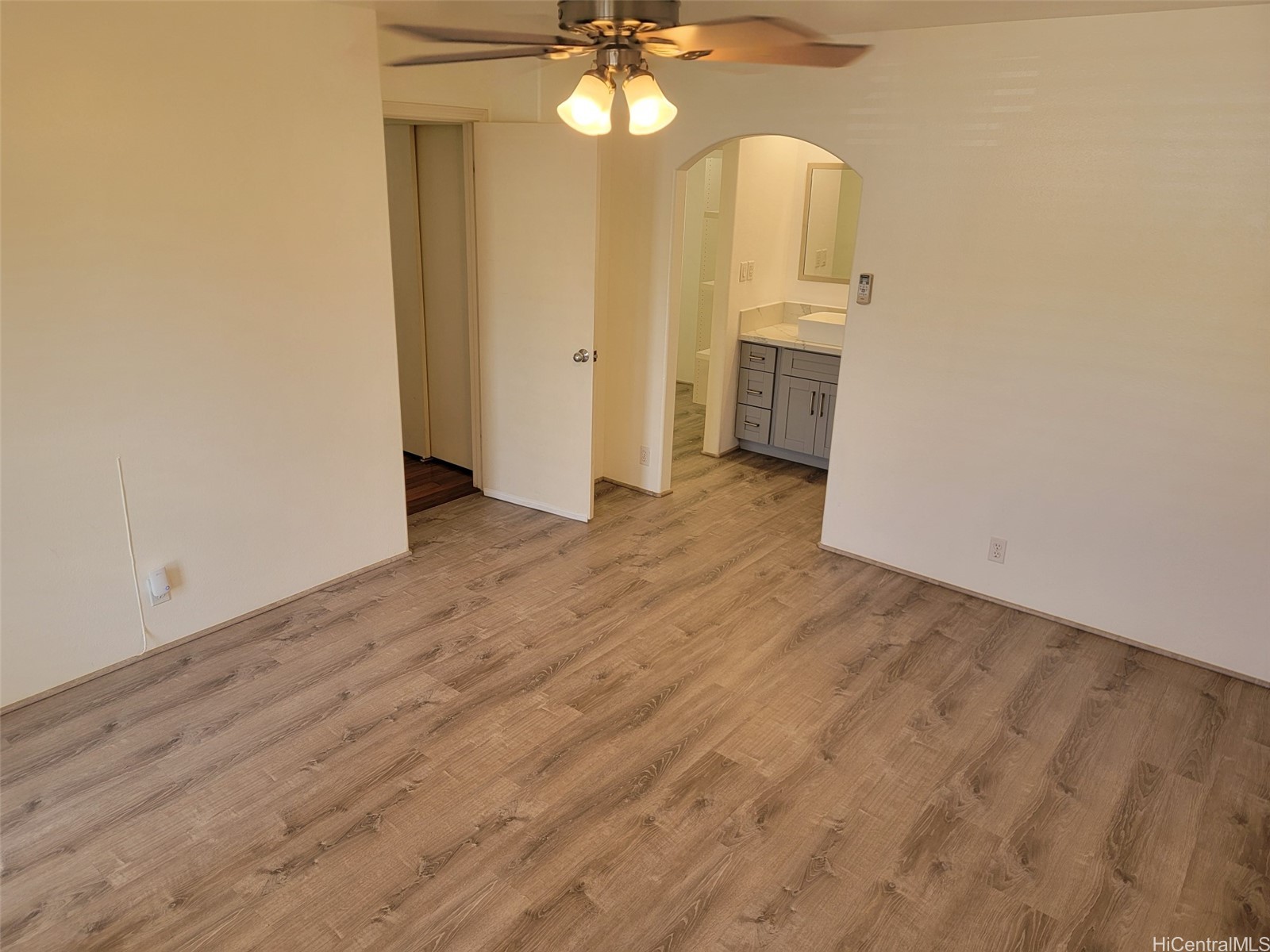 91-215 Laupai Way