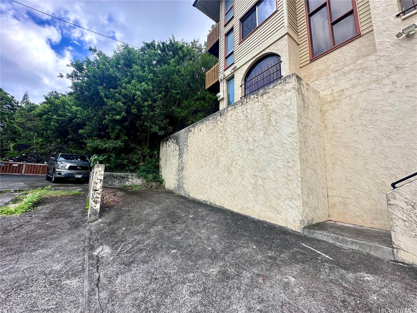 2374 Gardenia Street