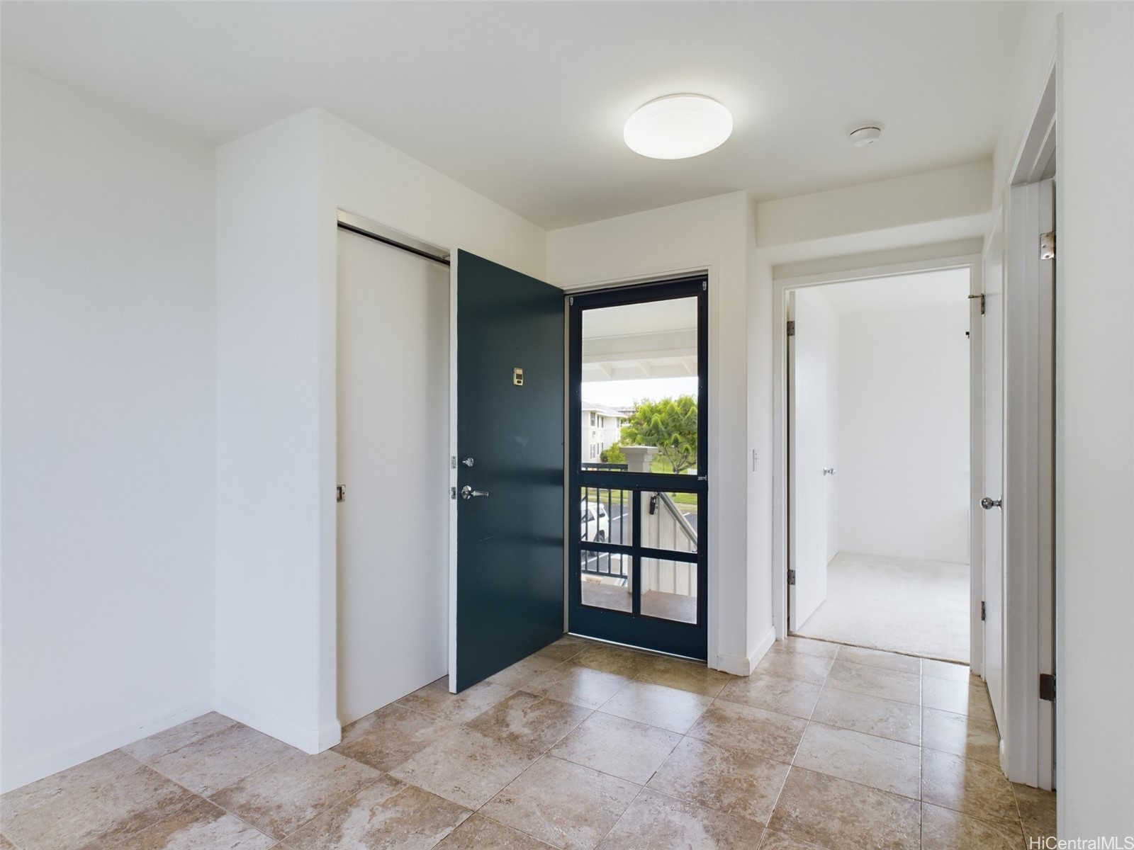 95-1039 Kaapeha Street 240