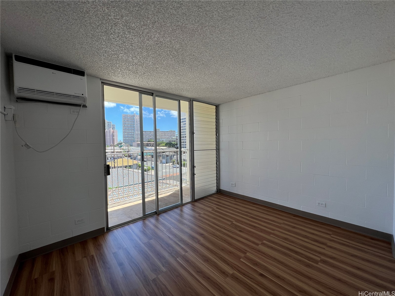 2122 Lime Street 502