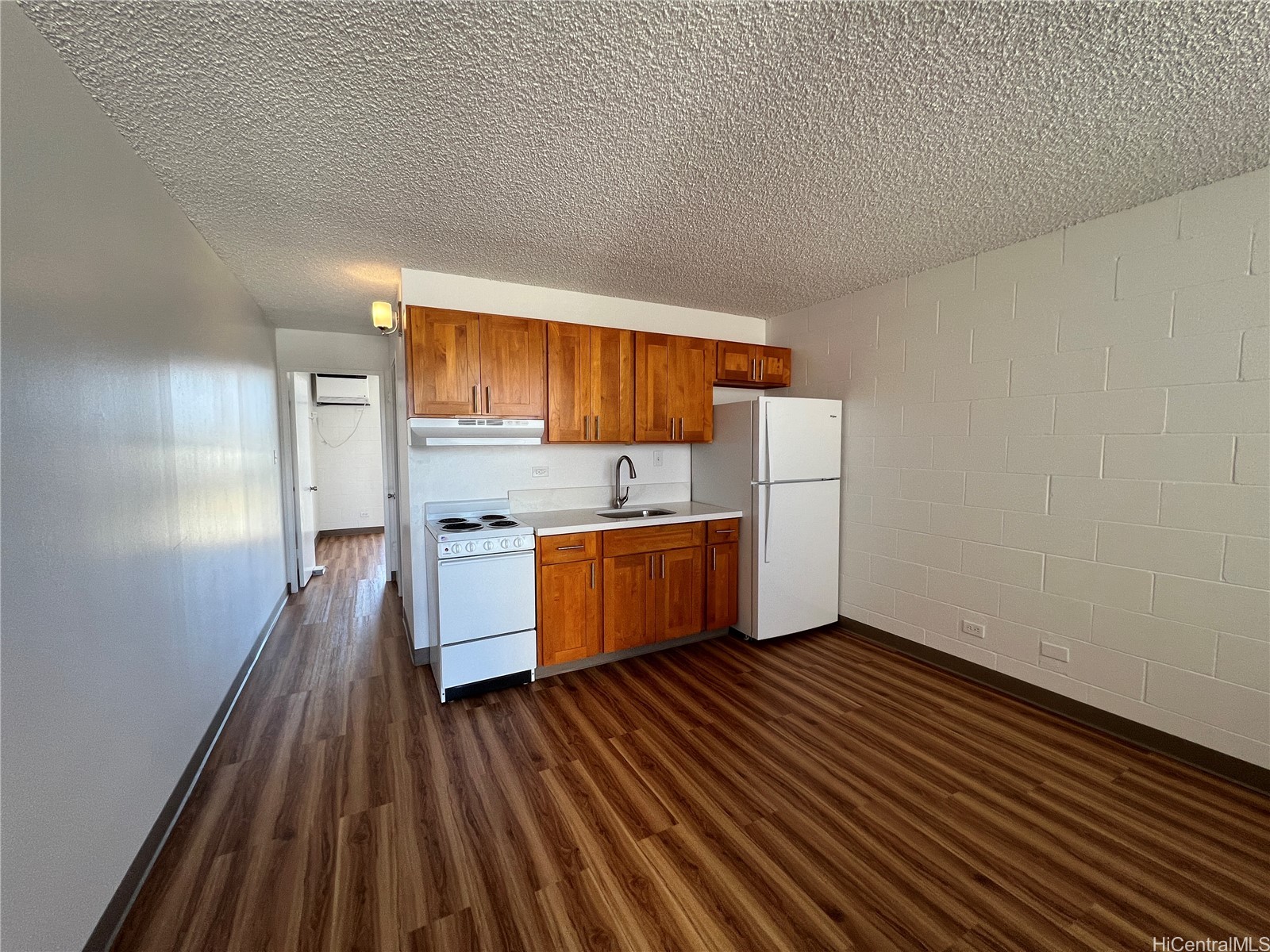 2122 Lime Street 502