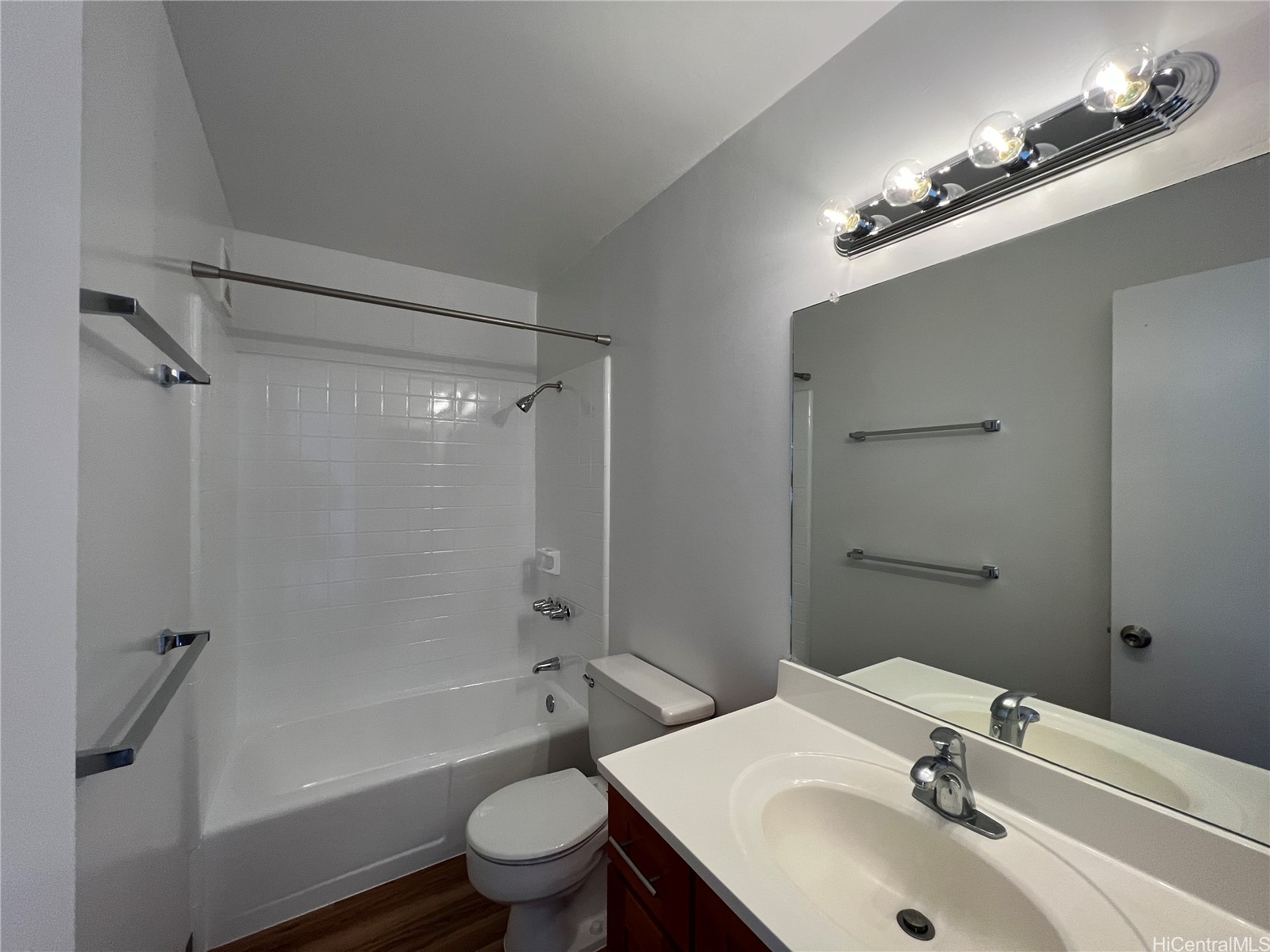 2122 Lime Street 502