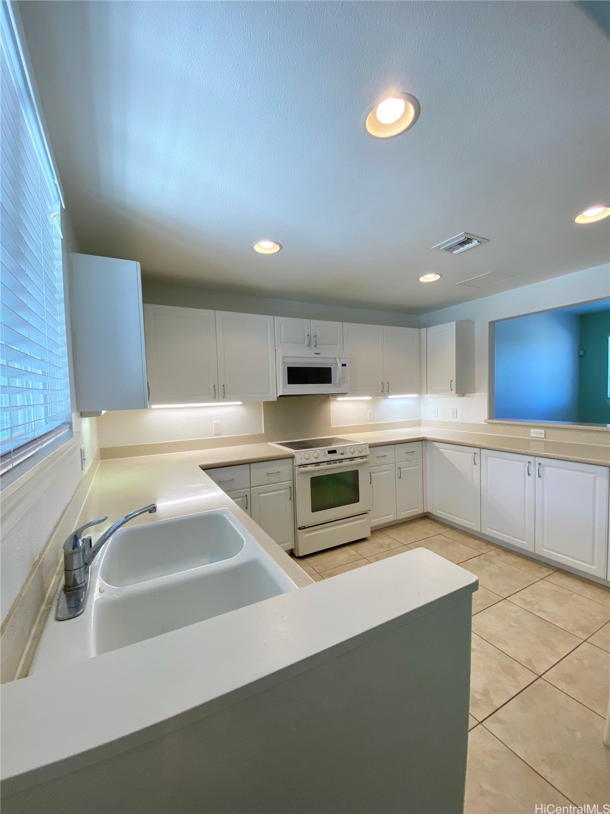 7018 Hawaii Kai Drive 310