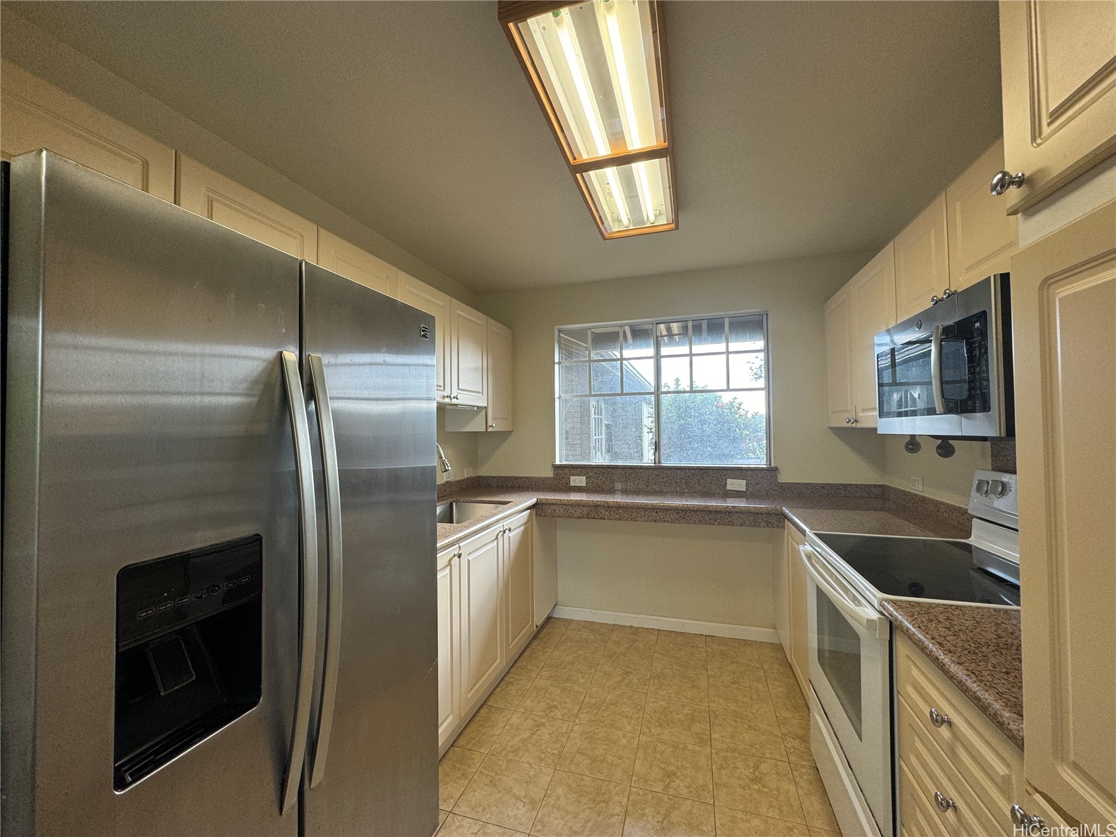 95-1027 Kuauli Street 98