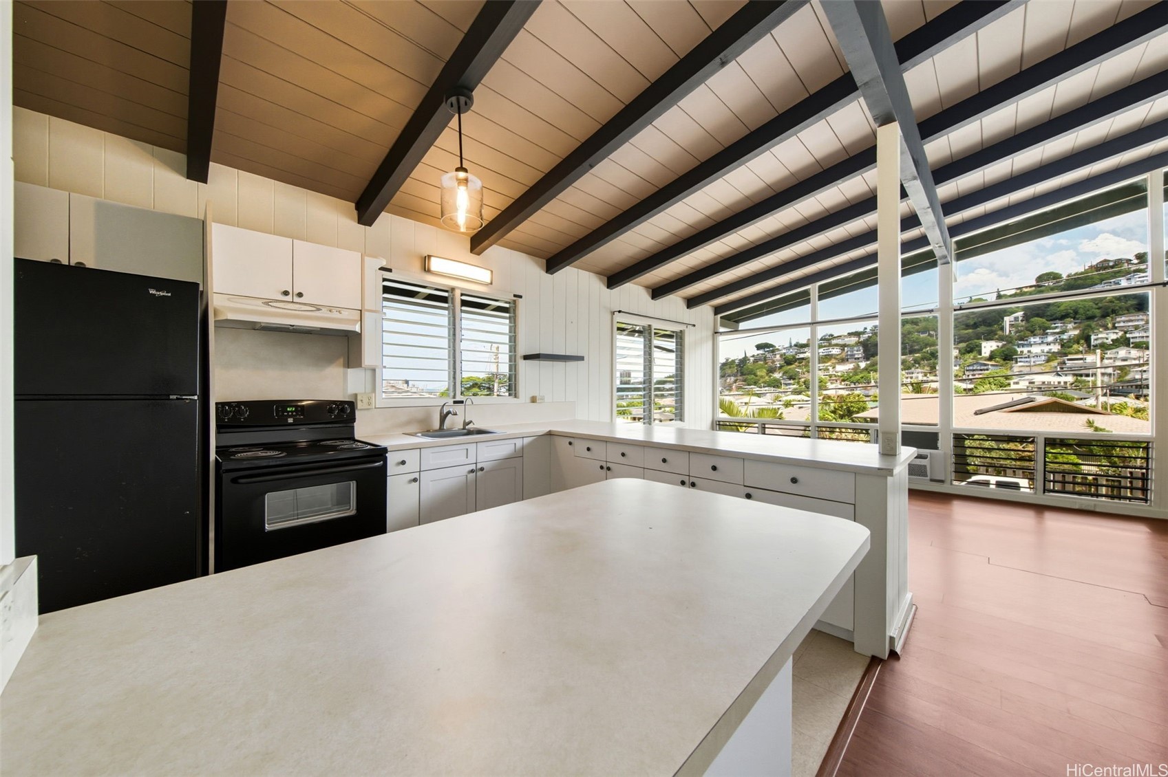 2571 Kekuanoni Street