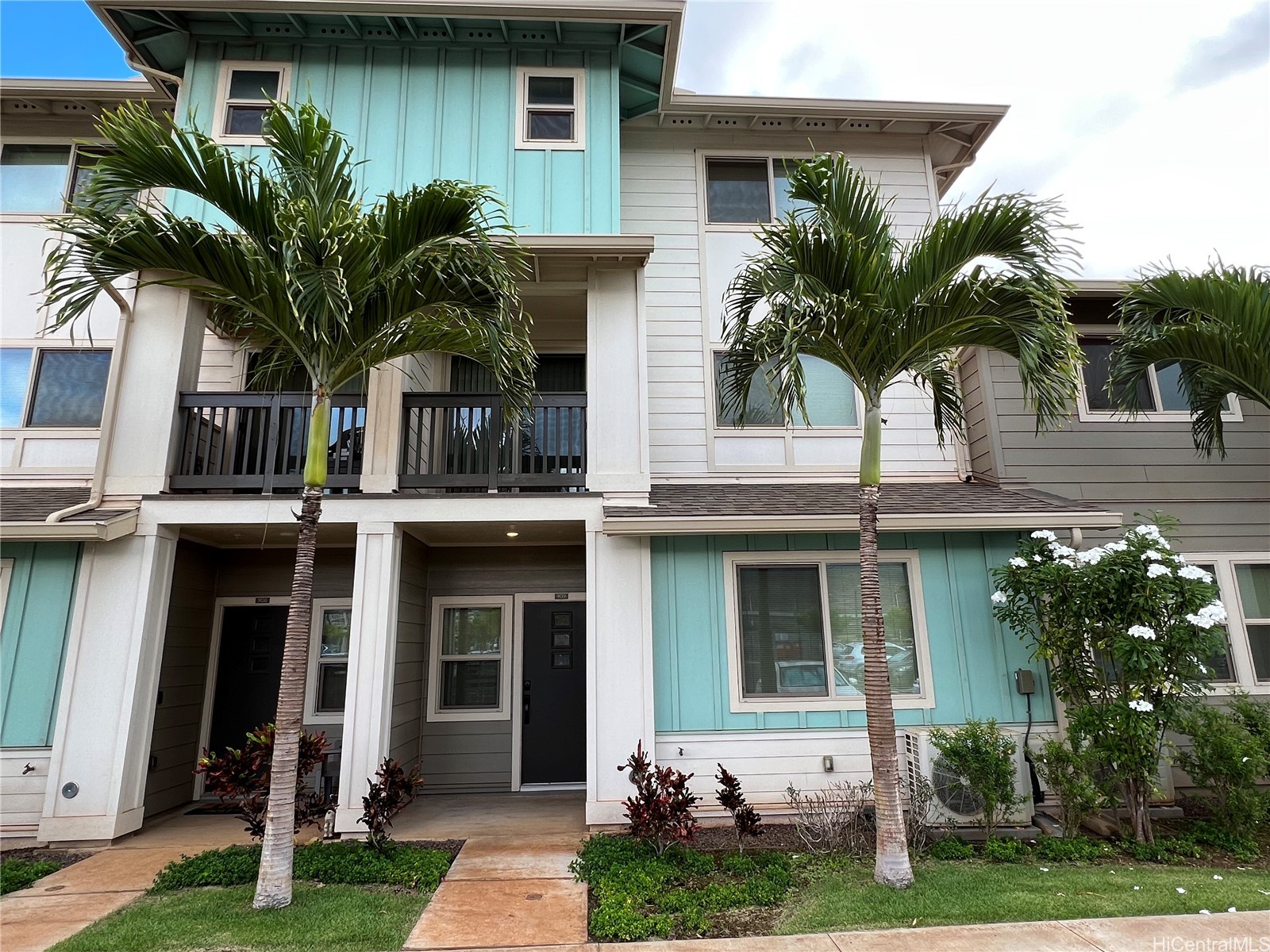 91-3633 Kauluakoko Street 909