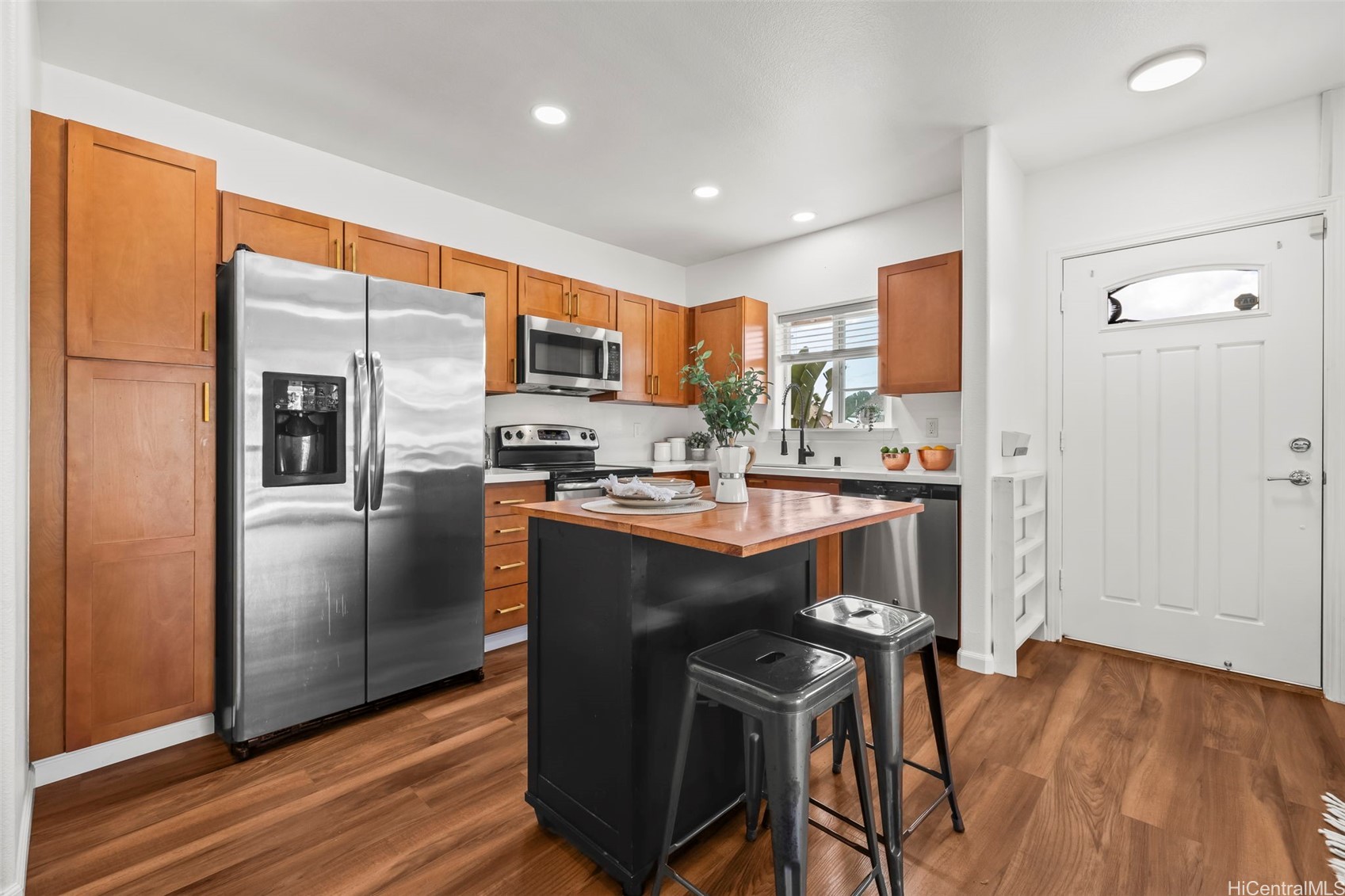 1178 Kukulu Street 904