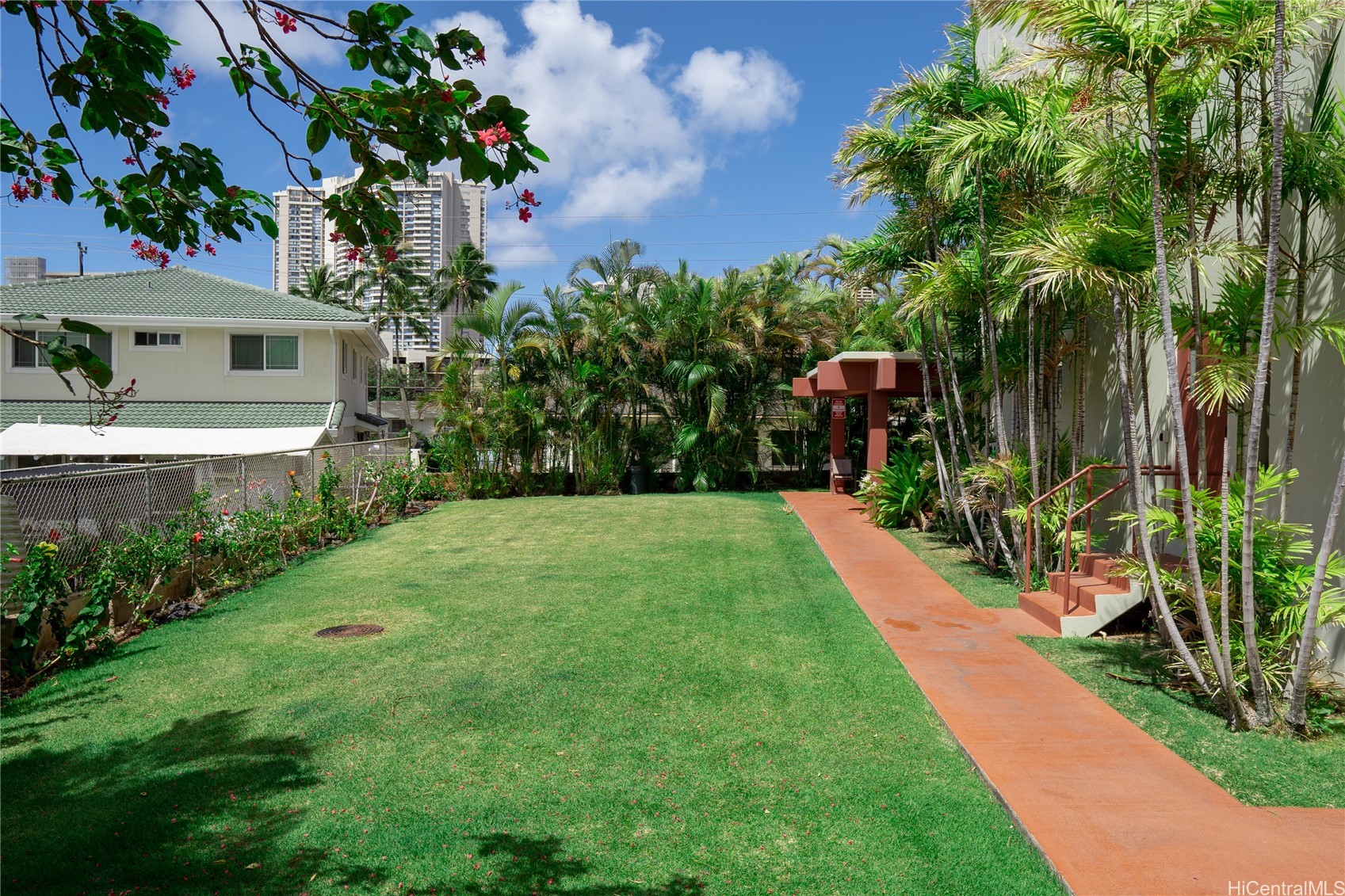 796 Isenberg Street 12J