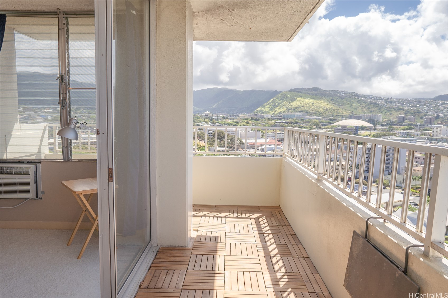 796 Isenberg Street 12J