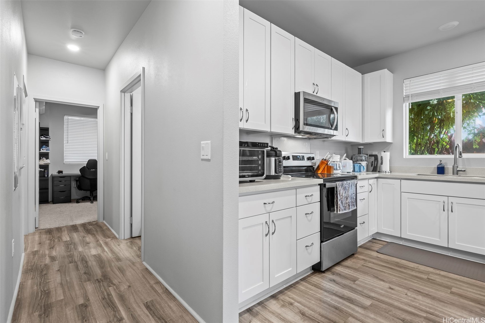 91-3475 Nana Hope Street 812