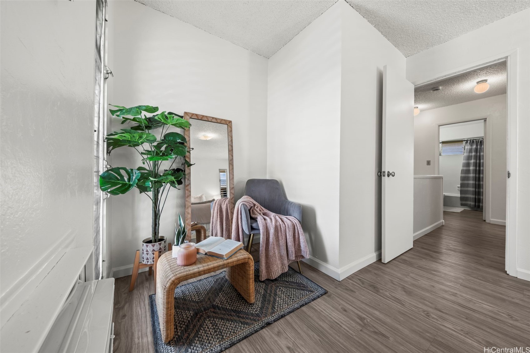 829 Ala Lilikoi Street 6