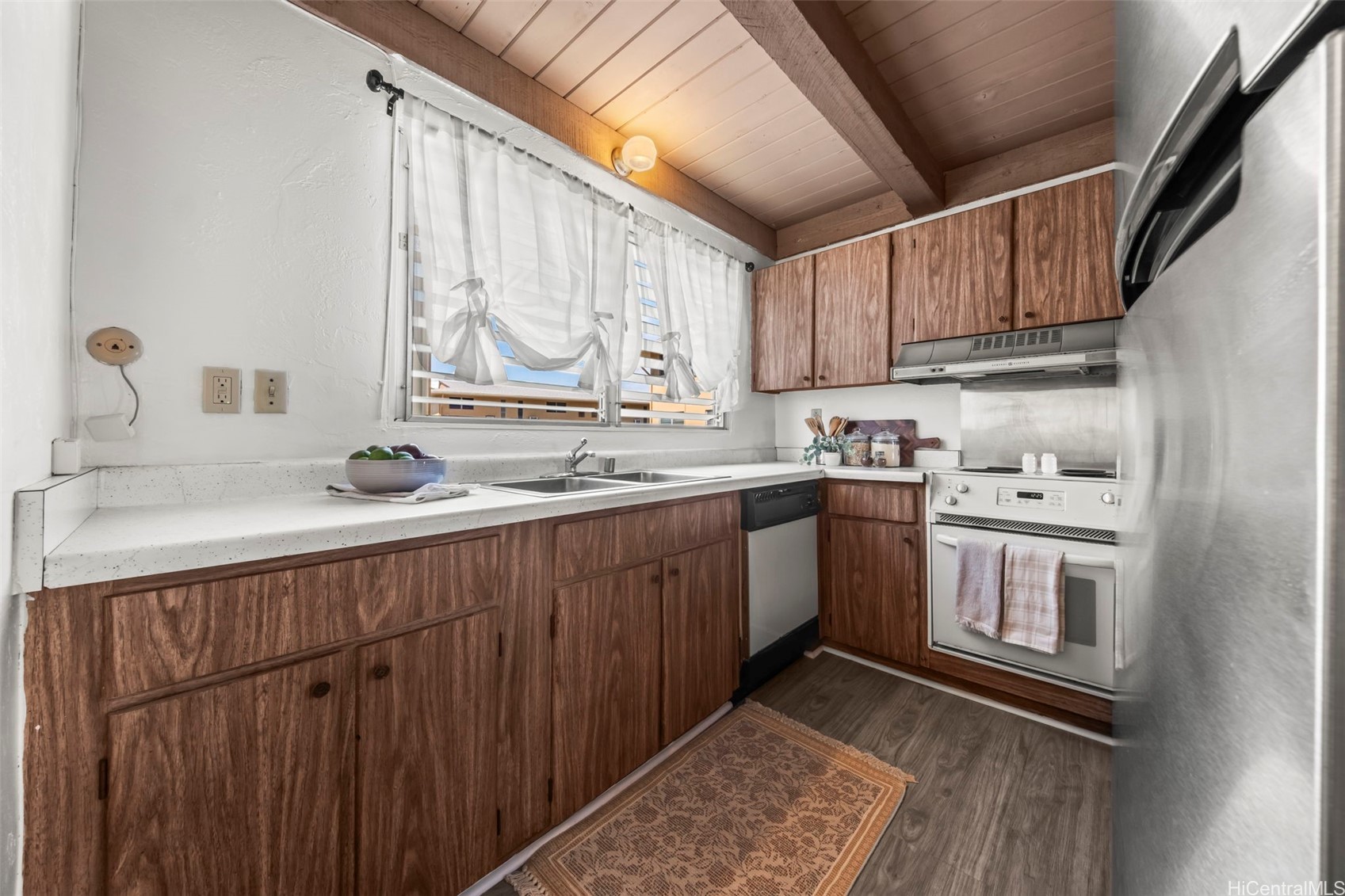 829 Ala Lilikoi Street 6