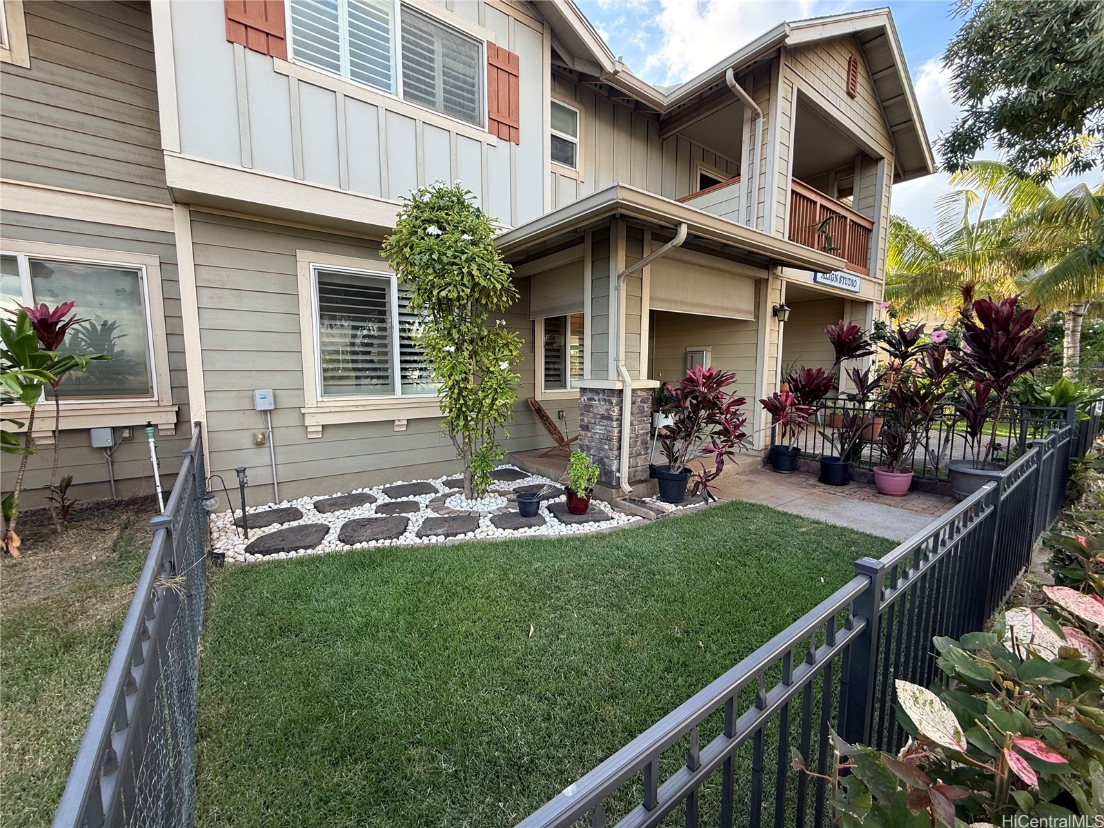 91-960 Iwikuamoo Street 1007