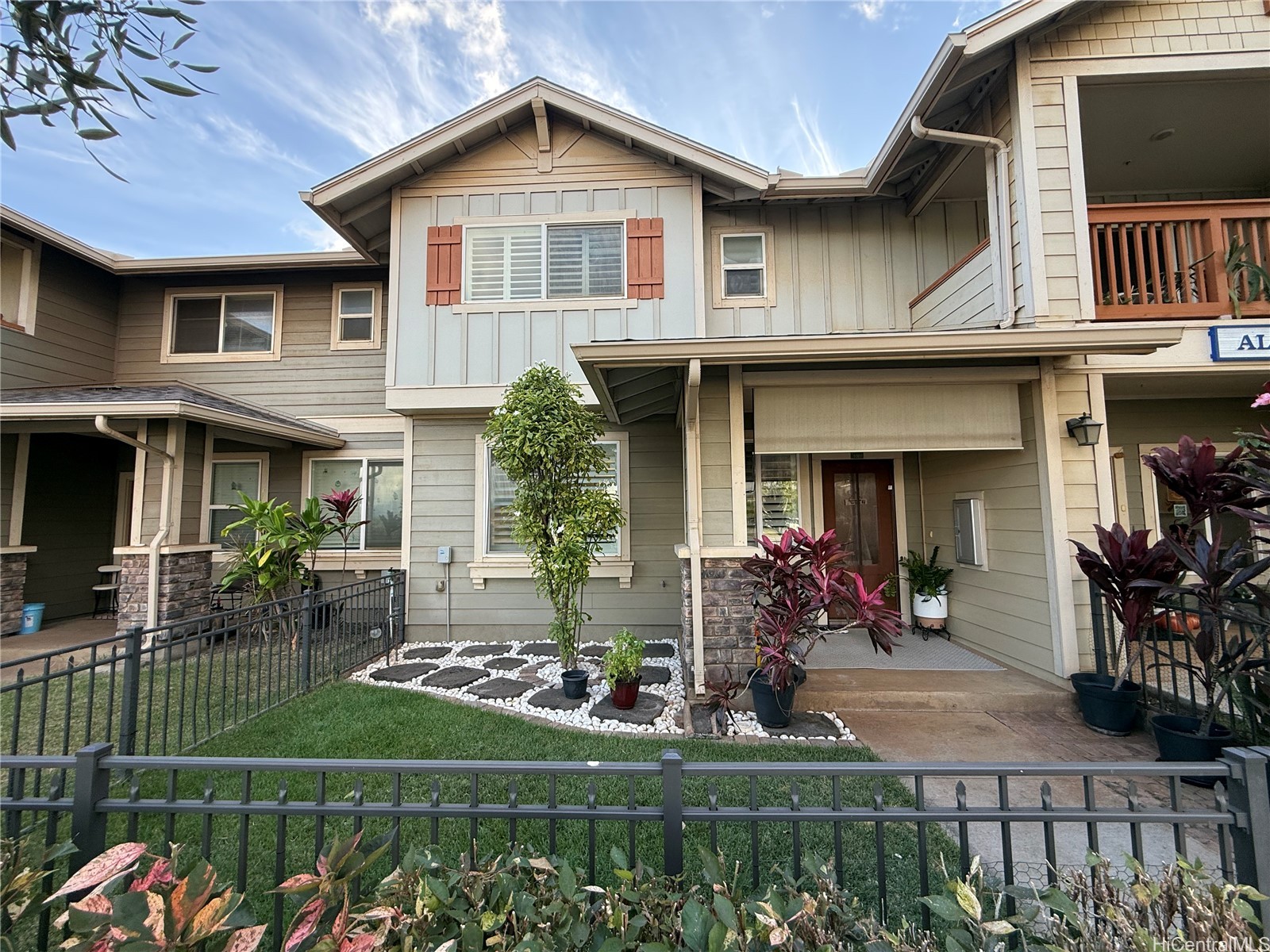 91-960 Iwikuamoo Street 1007