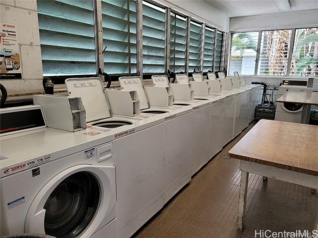 2845 Waialae Avenue 513