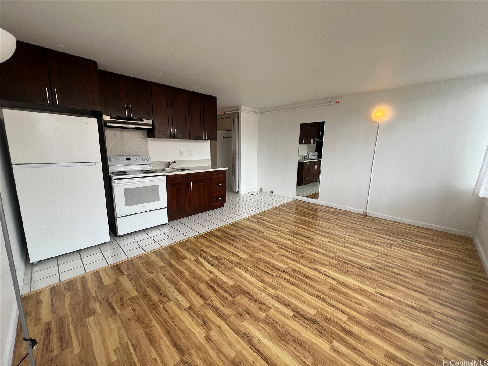 1650 Kanunu Street 514