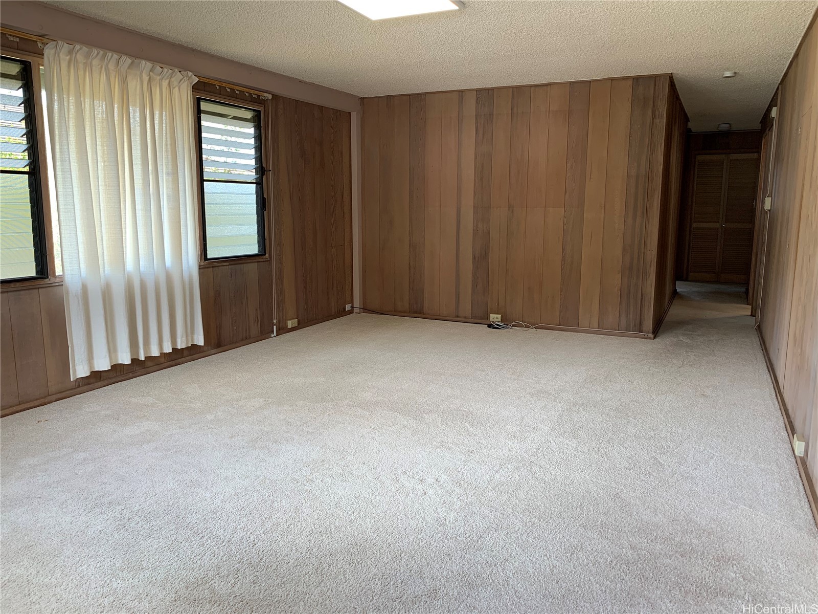 1179 Ala Hinano Place