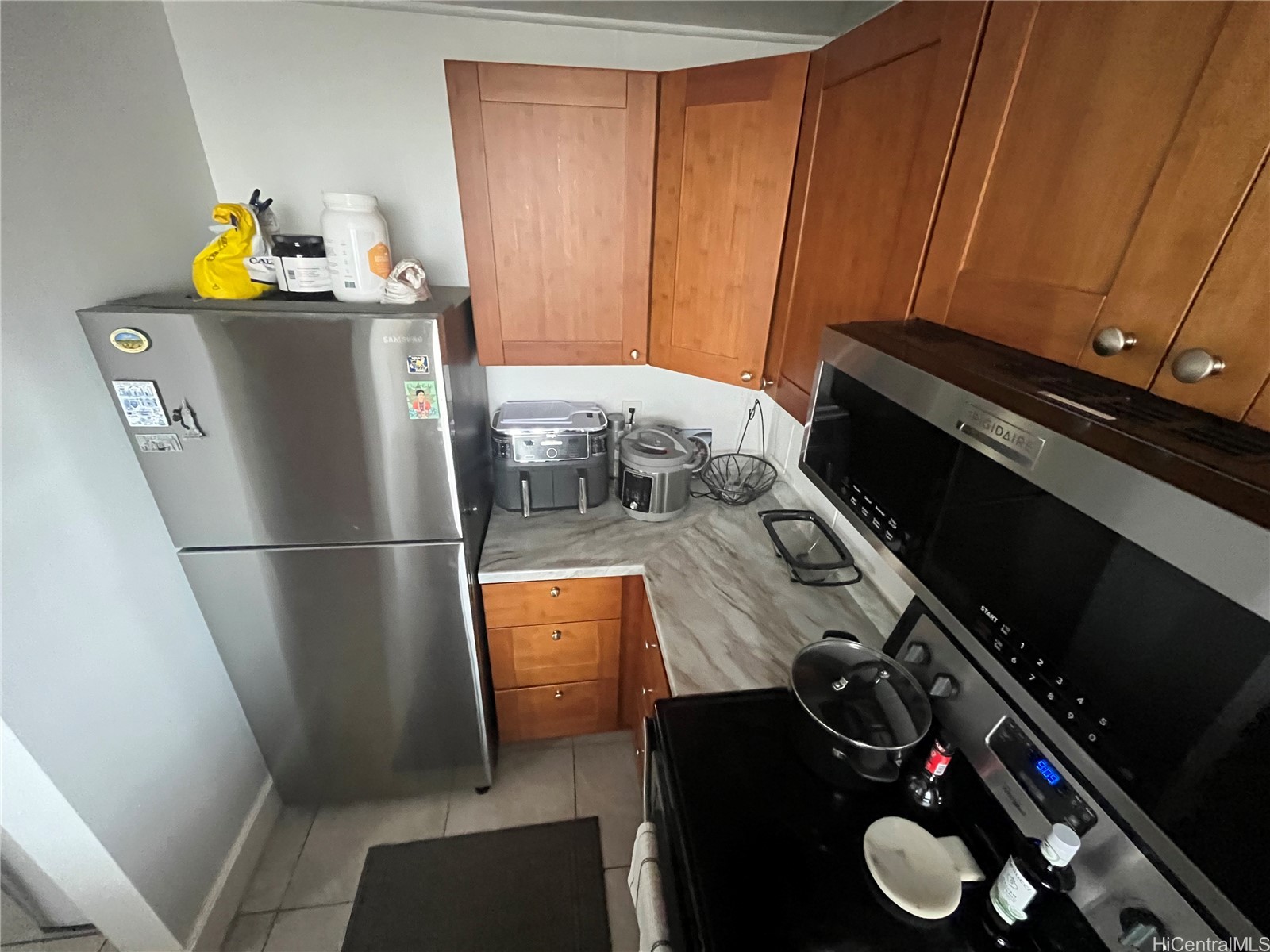 834 Lehua Avenue 305