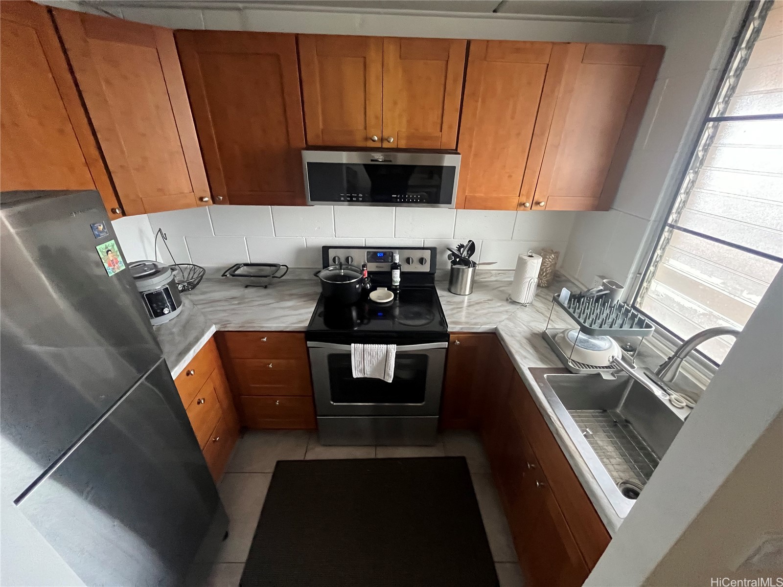 834 Lehua Avenue 305