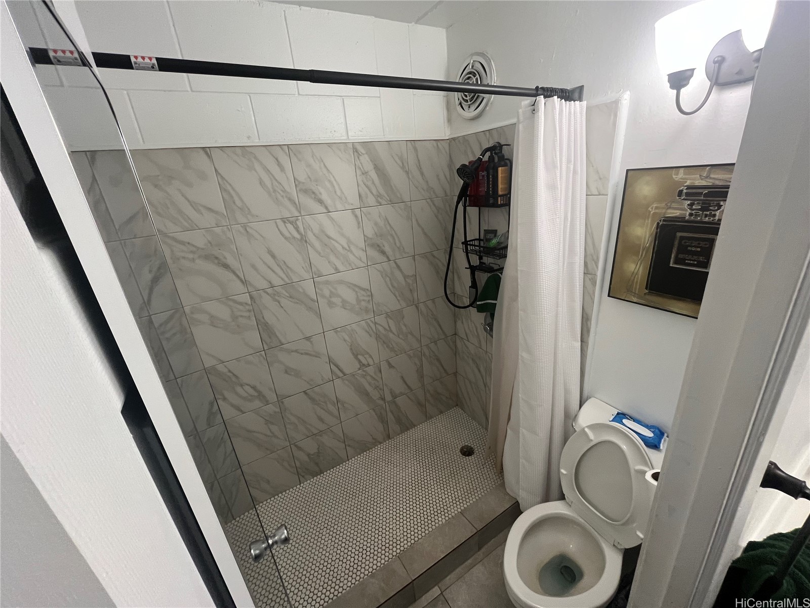 834 Lehua Avenue 305