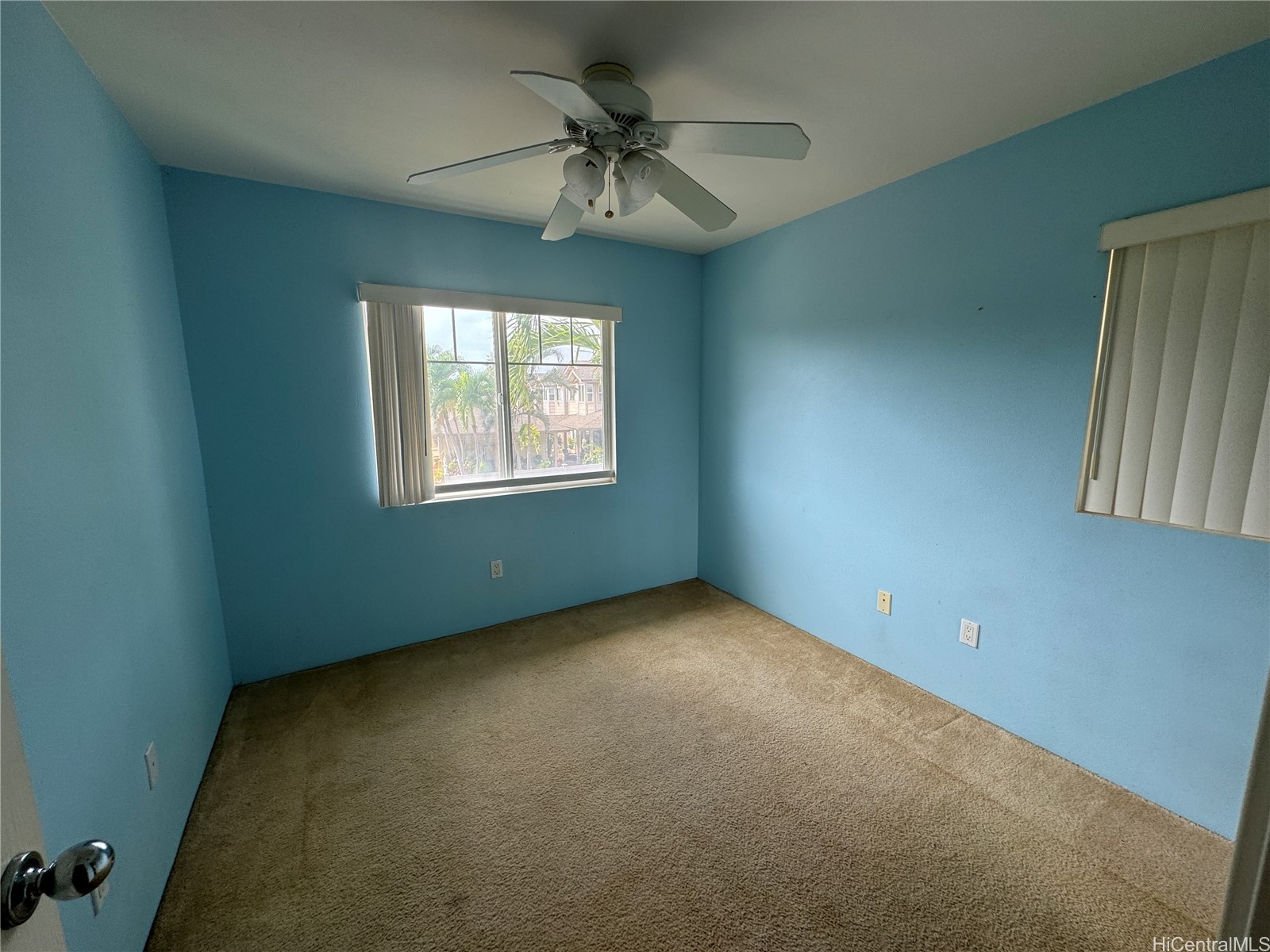 91-1077 Kaihi Street