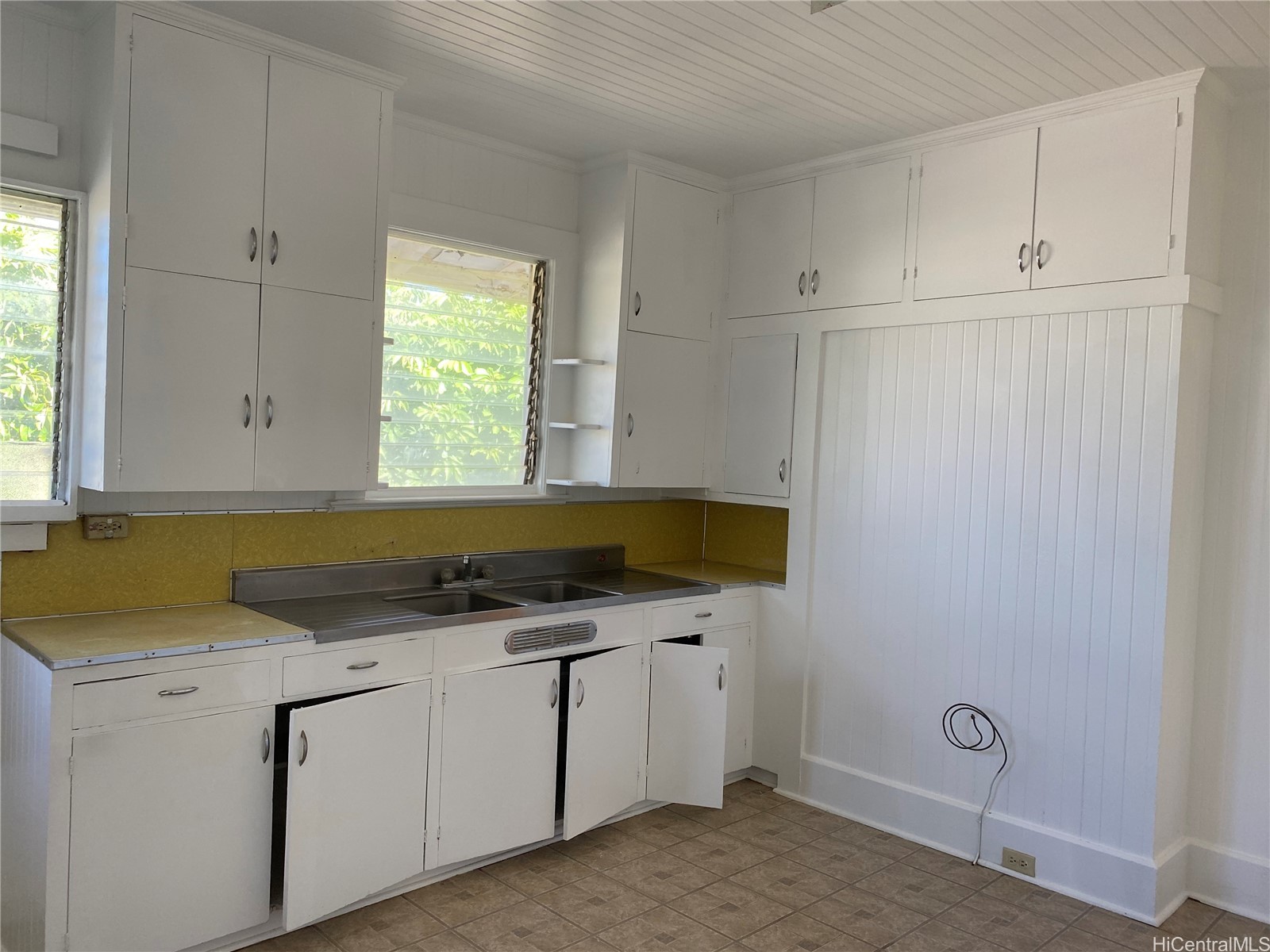 3459 Pahoa Avenue Front