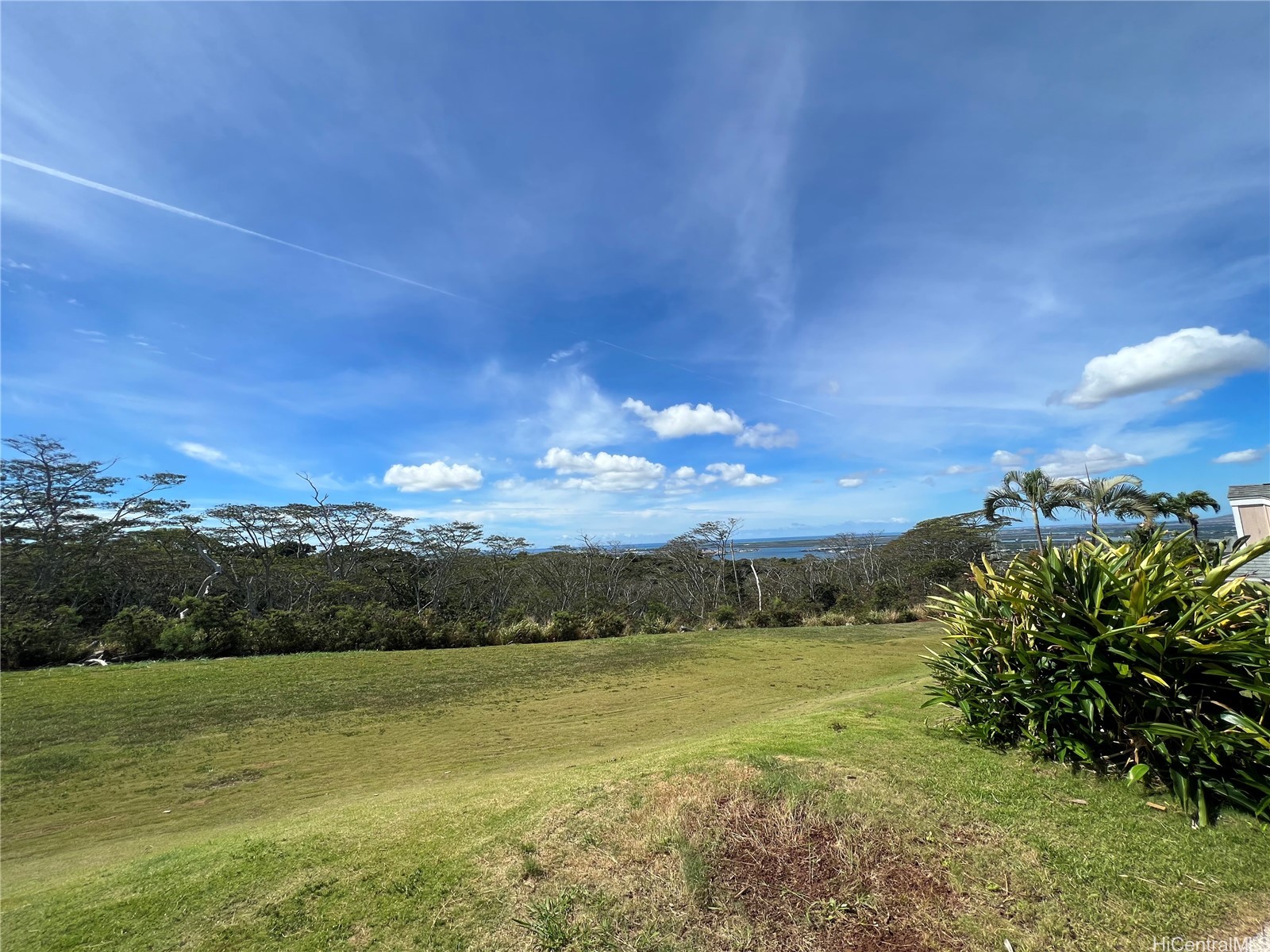 98-1961 A Kaahumanu Street