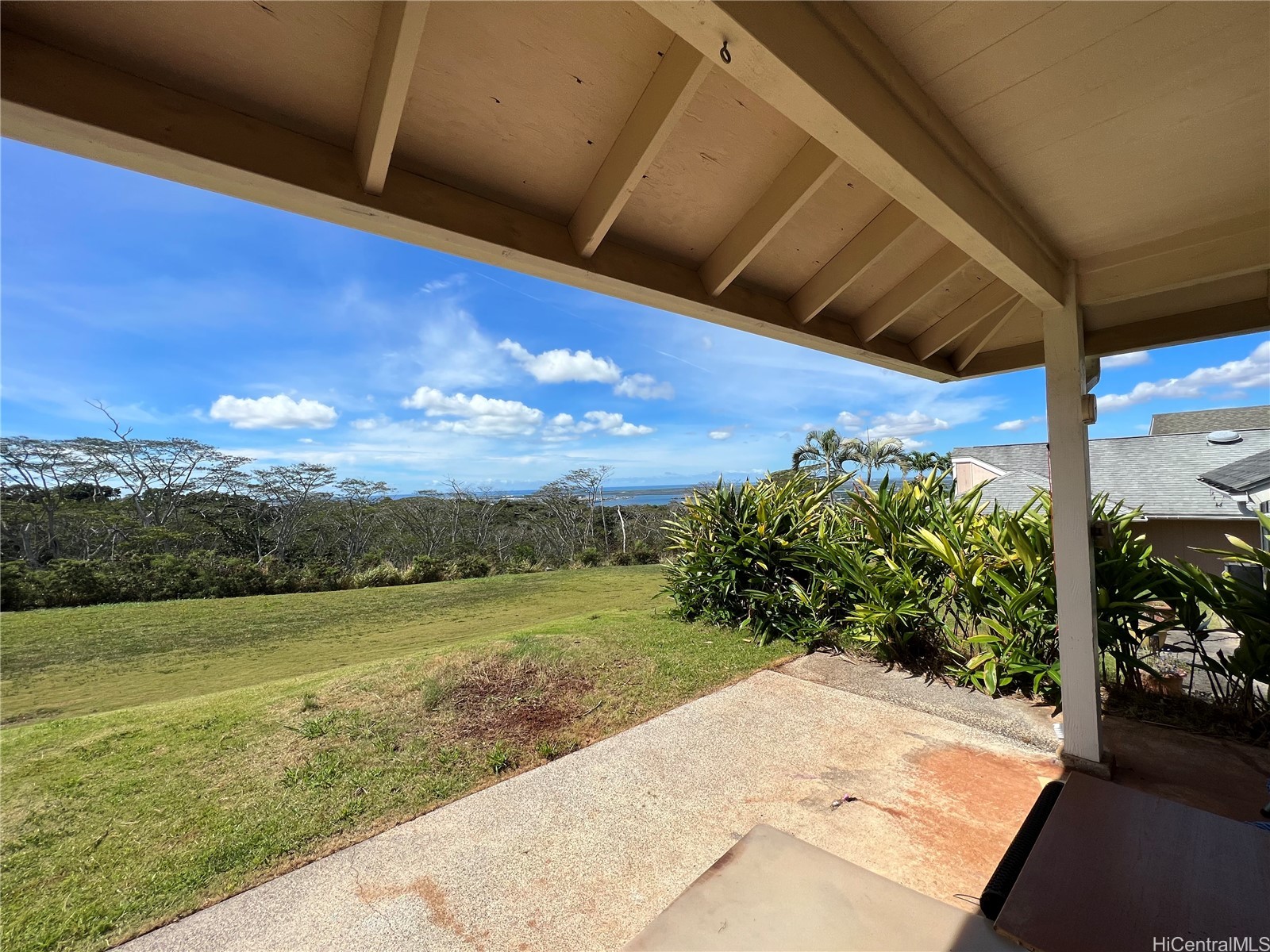 98-1961 A Kaahumanu Street