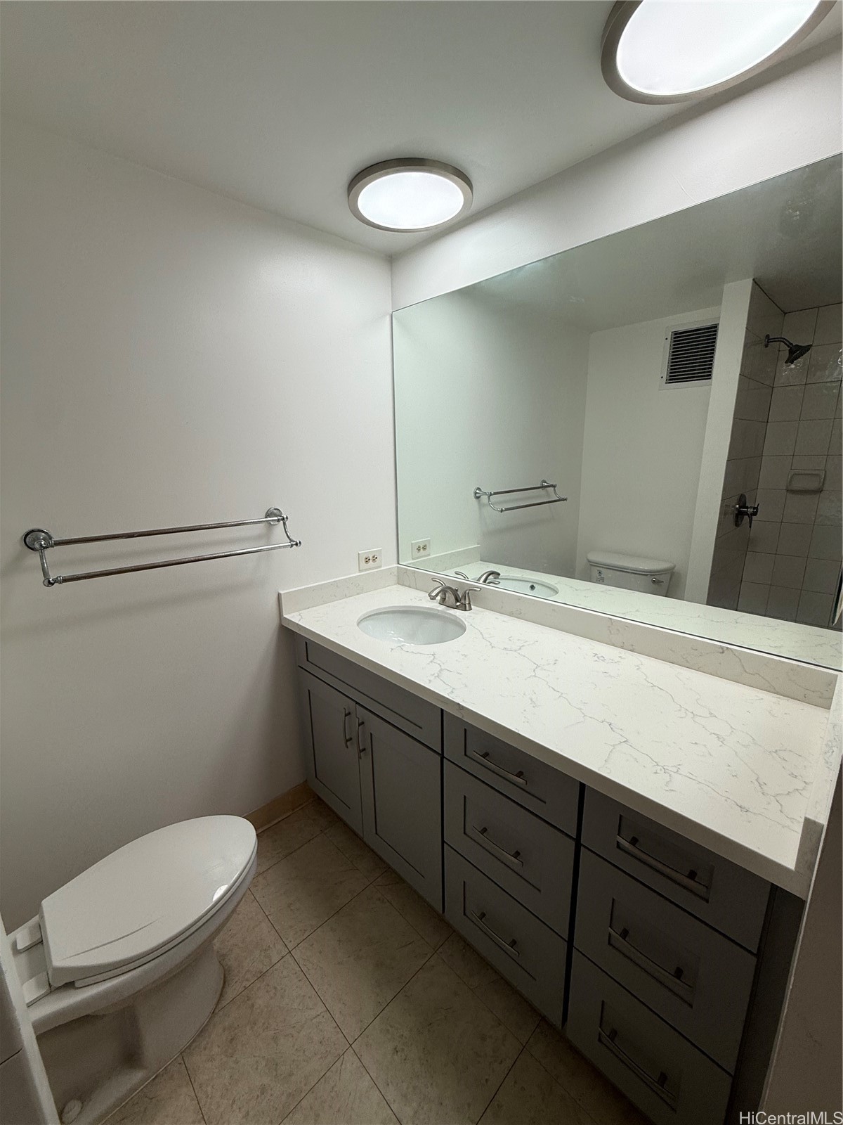 500 University Avenue 930