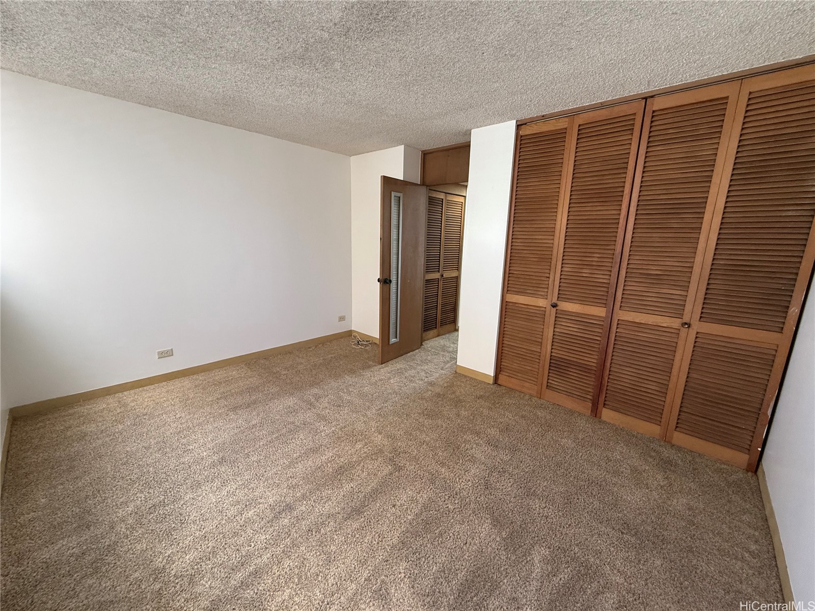 500 University Avenue 930