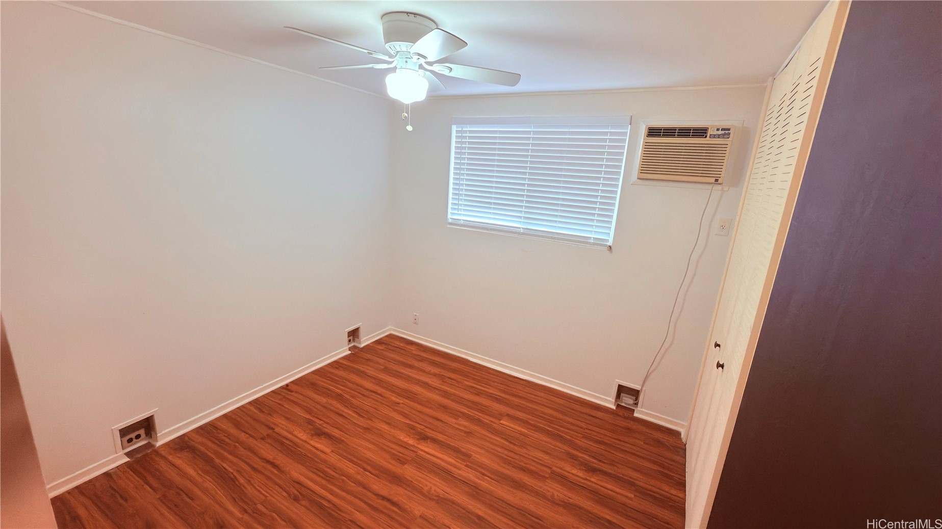 94-1086 Lumihoahu Street Upstairs