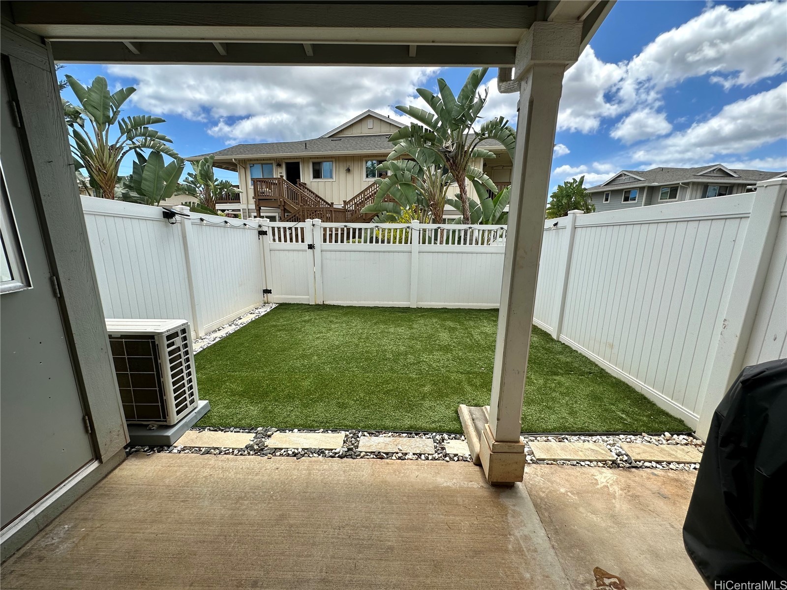 801 Kakala Street 1504