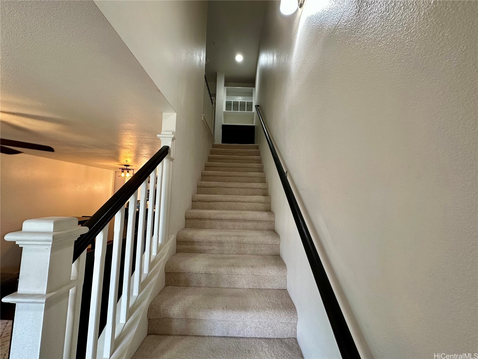 801 Kakala Street 1504