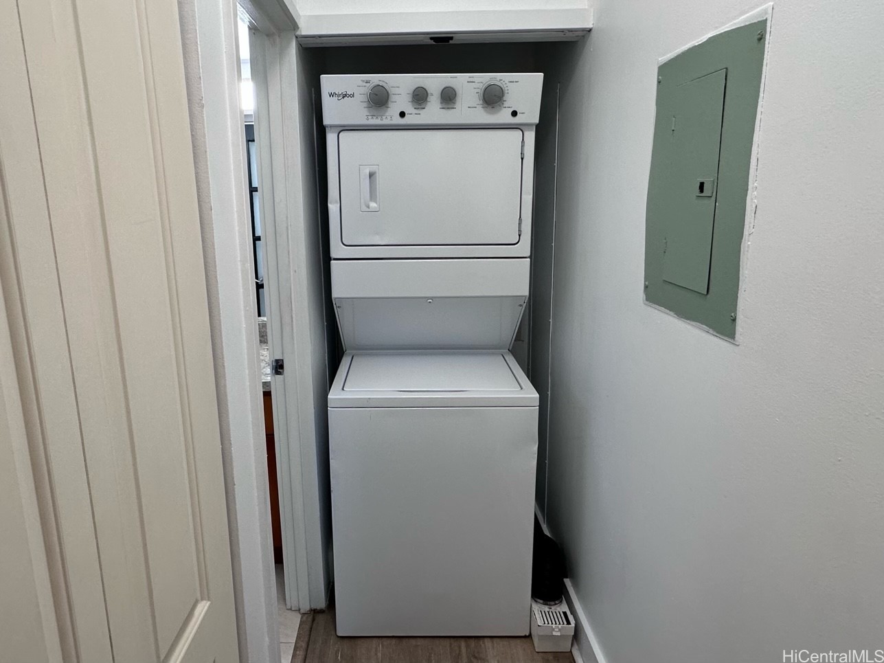 2522 Date Street 102