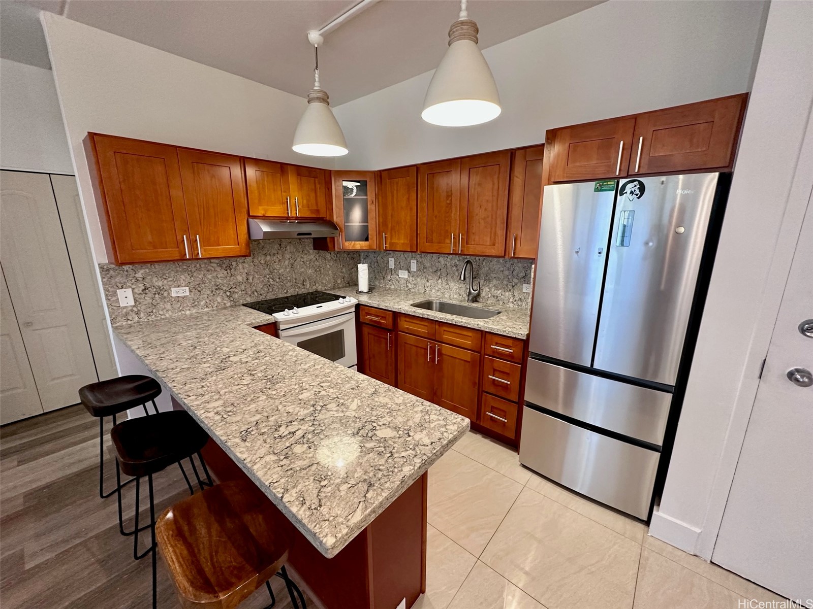 2522 Date Street 102