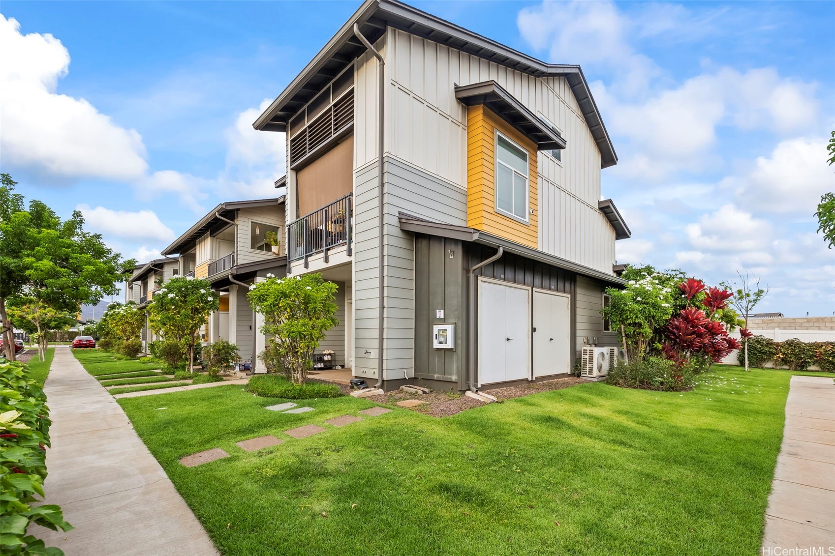 91-3475 Nana Hope Street 812