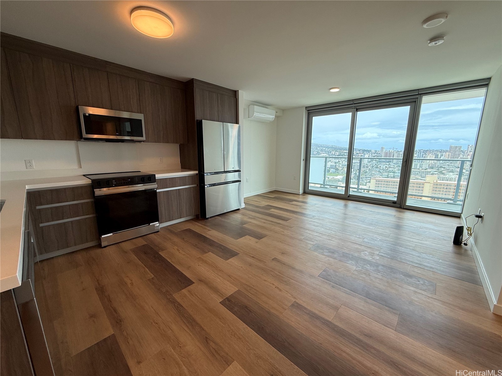 1500 Rycroft Street 2607R