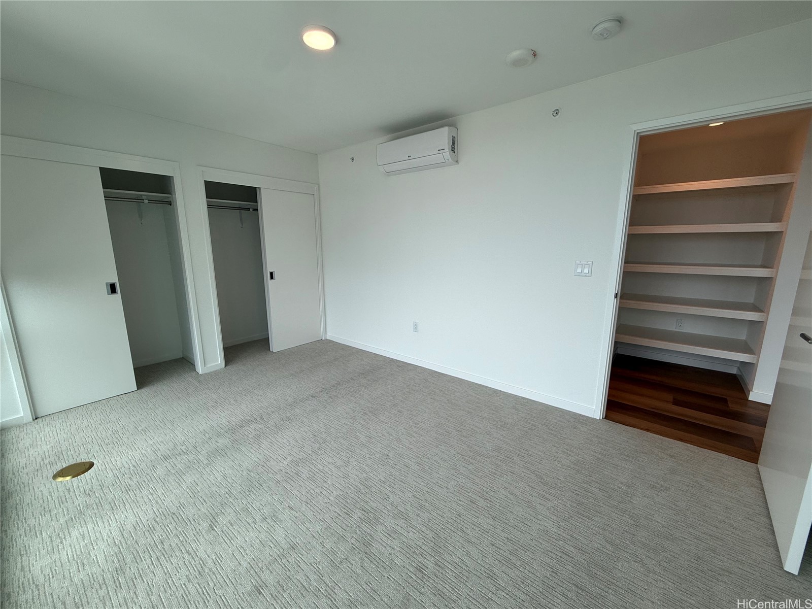 1500 Rycroft Street 2607R