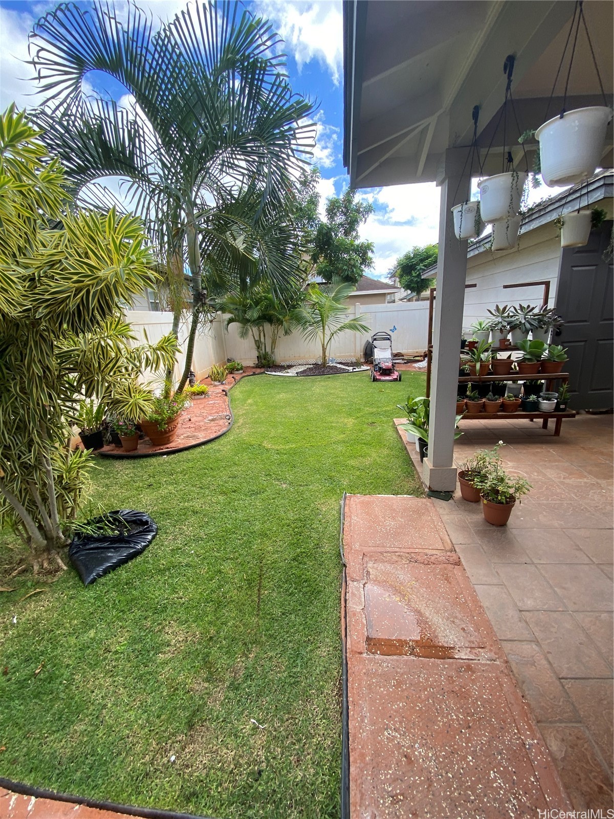 91-1023 Kailoa Street