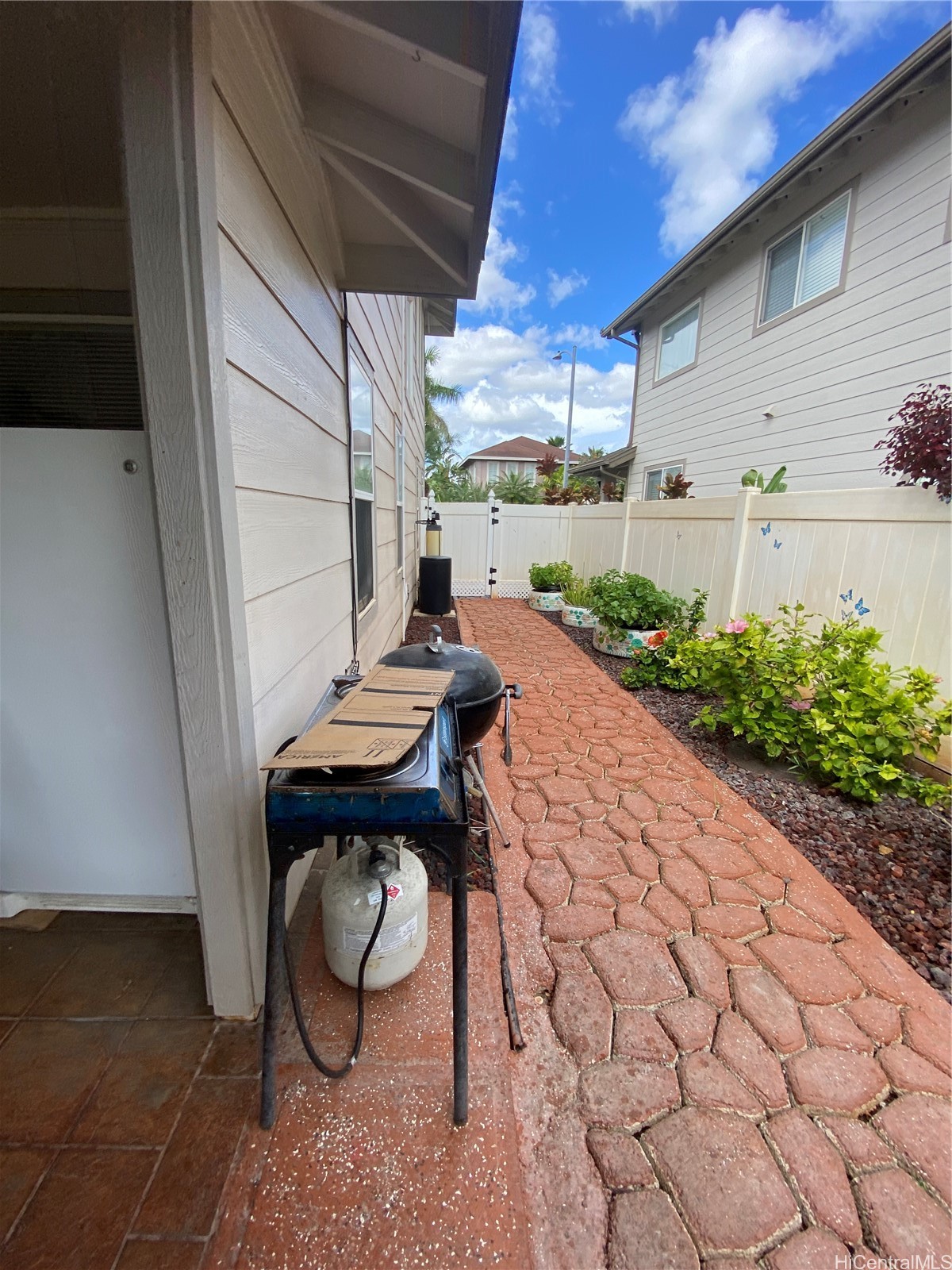 91-1023 Kailoa Street