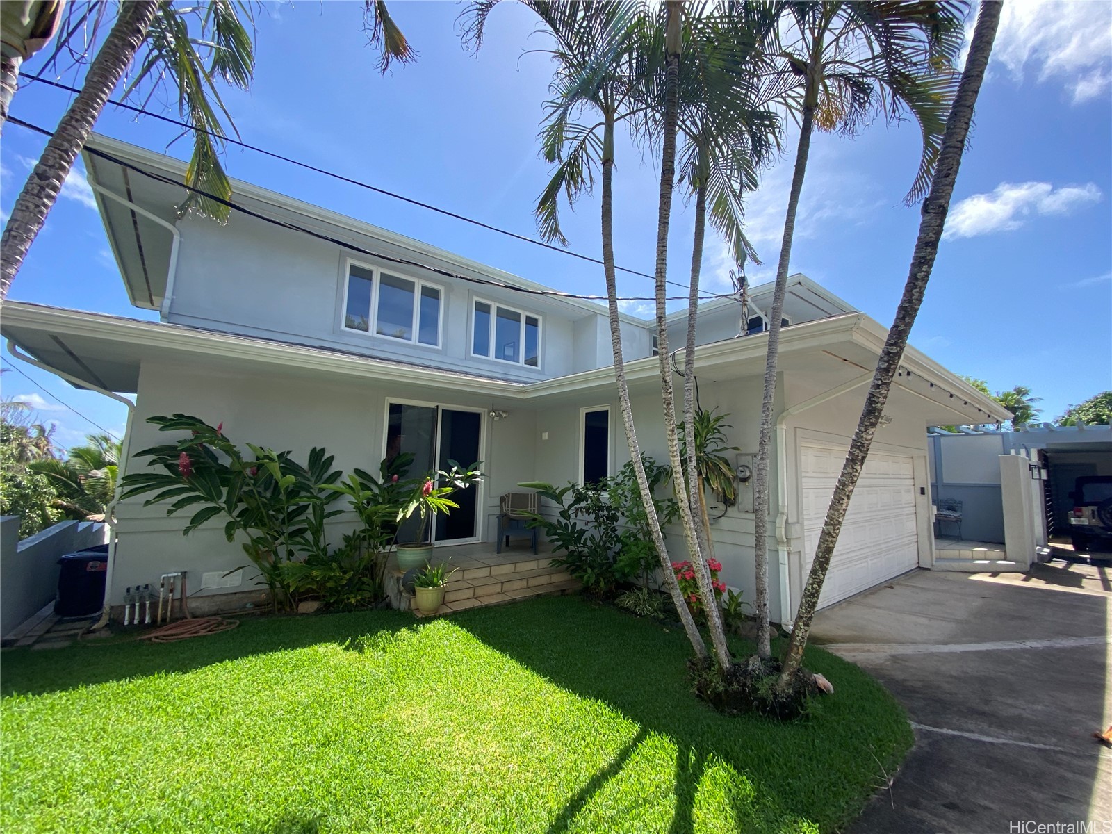 864 Aalapapa Drive Right